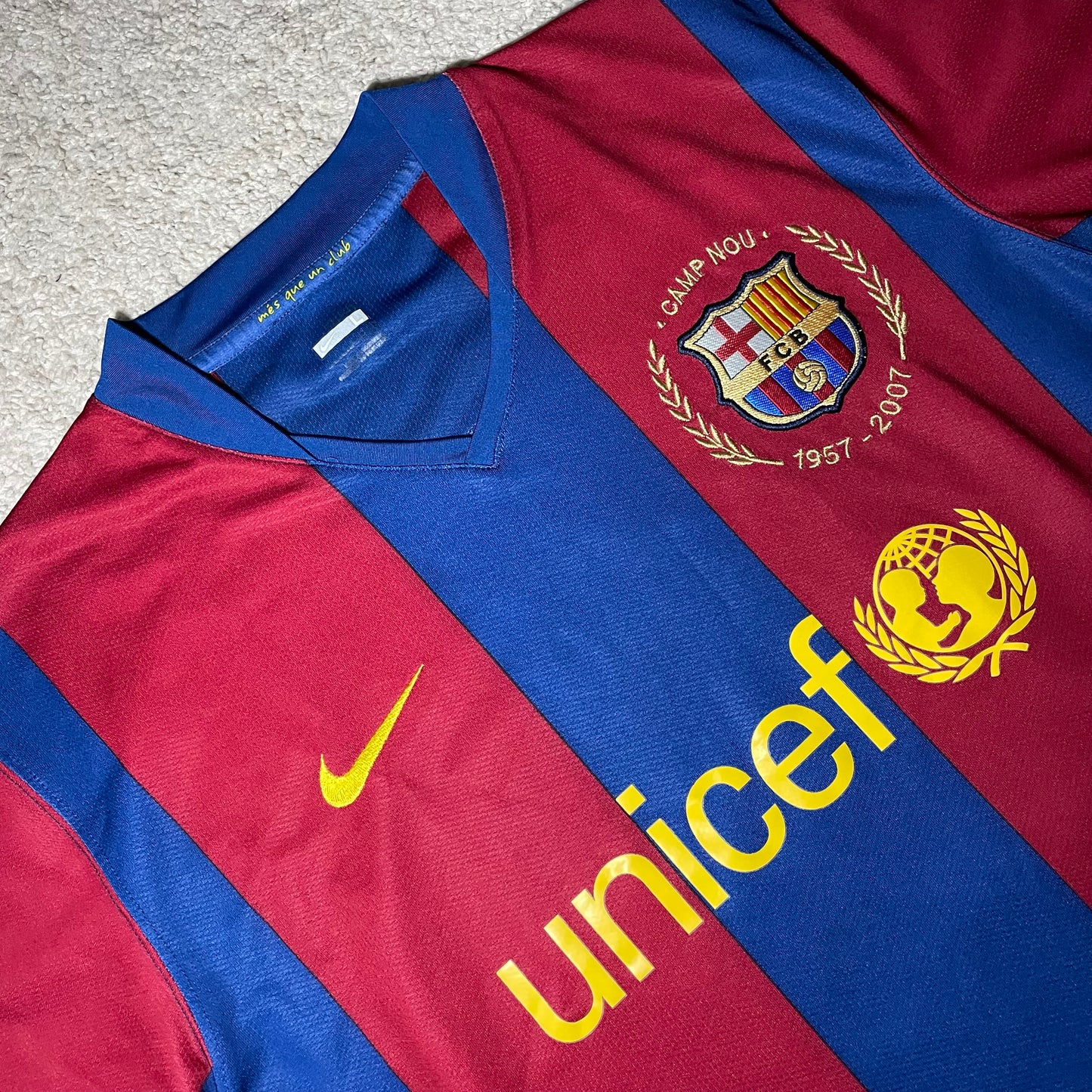 Barcelona 2007/08 home x Ronaldinho #10 (L)
