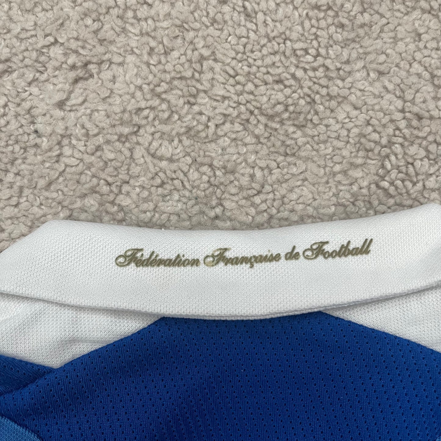 France 2008/09 home x Benzema #10 (M)
