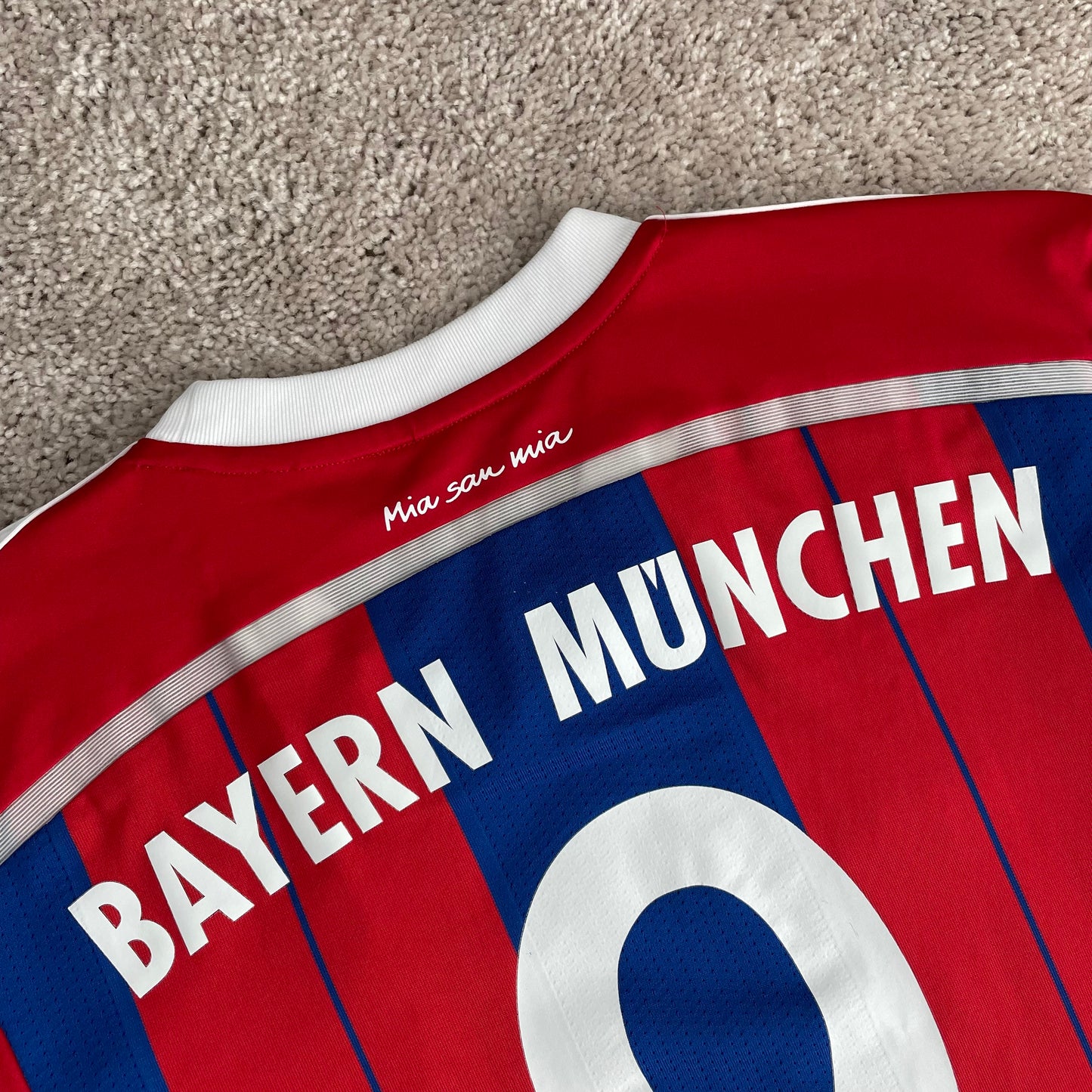 Bayern Munich 2014/15 home x Robert Lewandowski #9 (M)