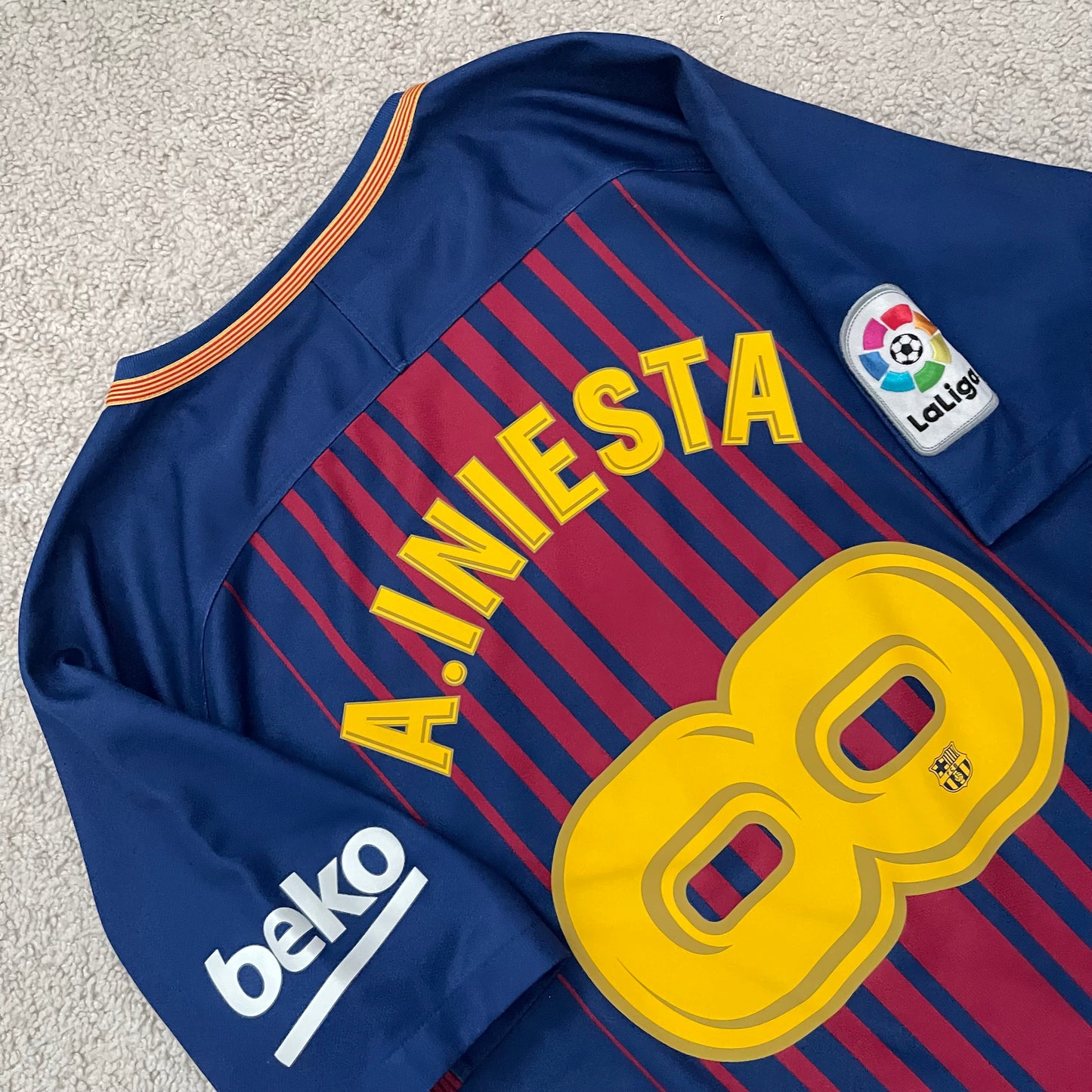 Barcelona 2017/18 home x Andres Iniesta INFINITO SPECIAL EDITION (M)