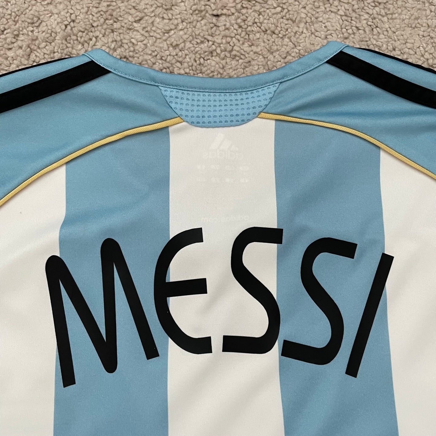 Argentina 2006 World Cup home x Messi #19 (M)