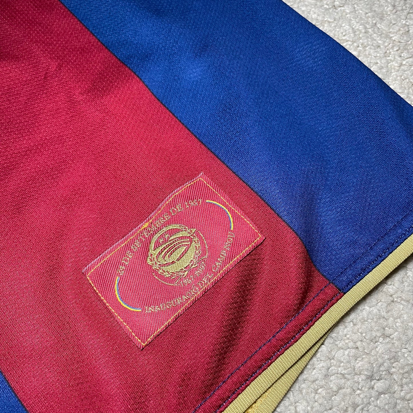 Barcelona 2007/08 home x Ronaldinho #10 (L)