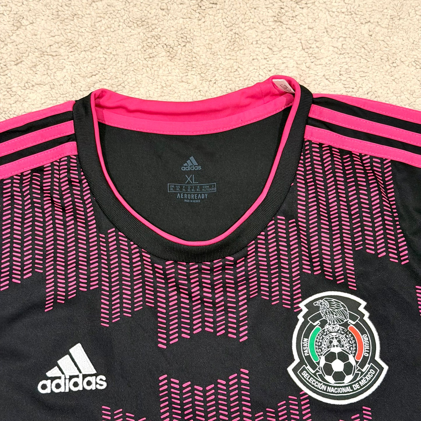 Mexico 2020/21 home x Chucky Lozano #22 (XL)