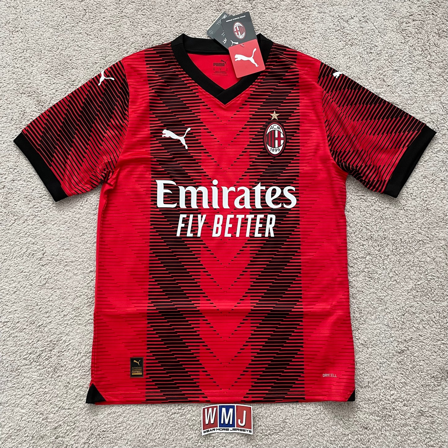 AC Milan 2023/24 home x Christian Pulisic #11 (M) *BRAND NEW WITH TAGS