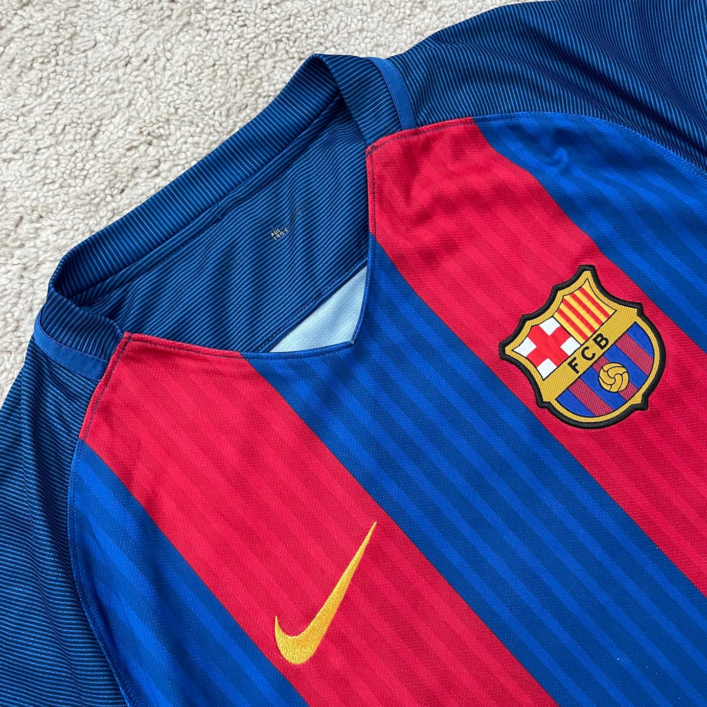 Barcelona 2016/17 home x Neymar Jr #11 (L)
