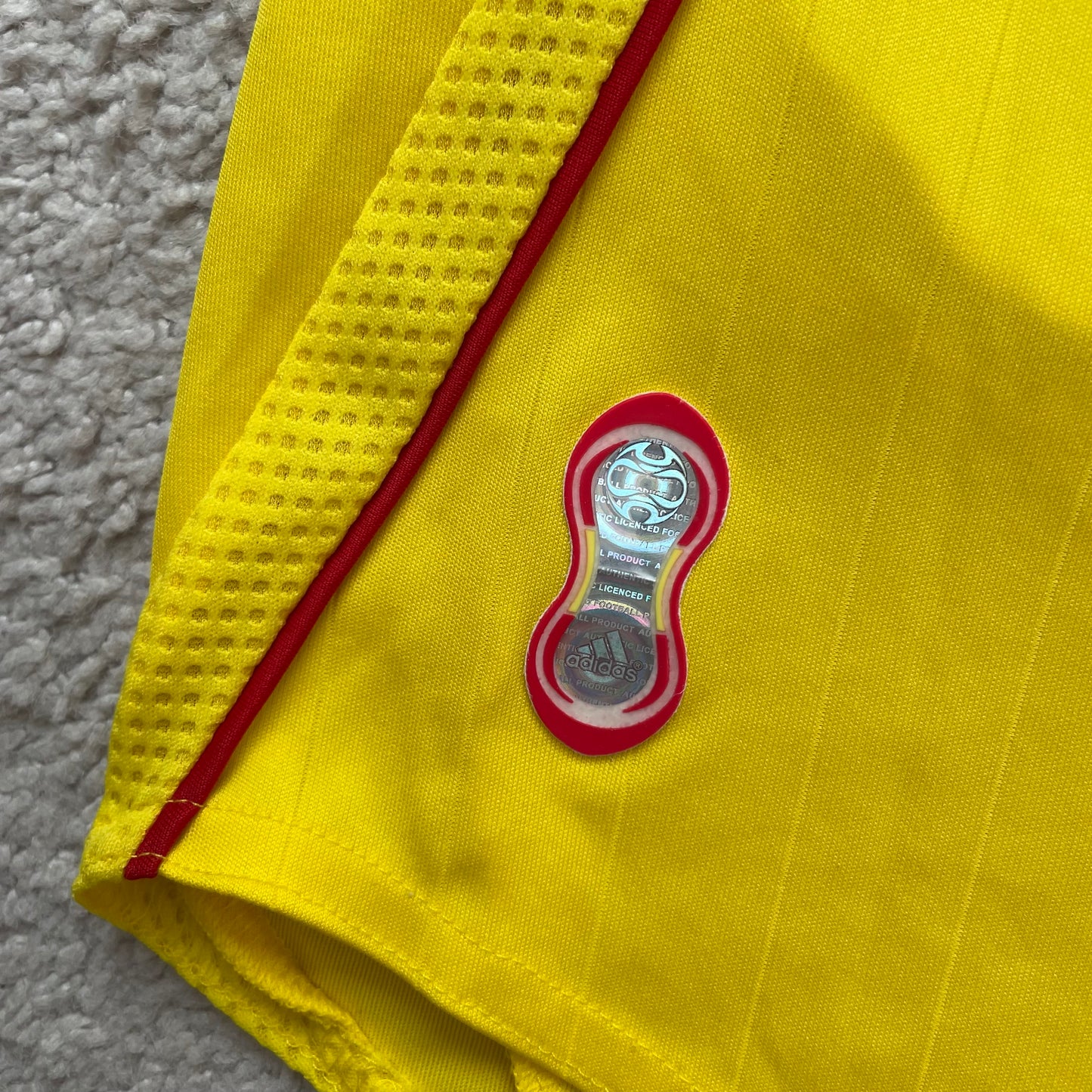 Liverpool 2006/07 away x Xabi Alonso #14 (M)