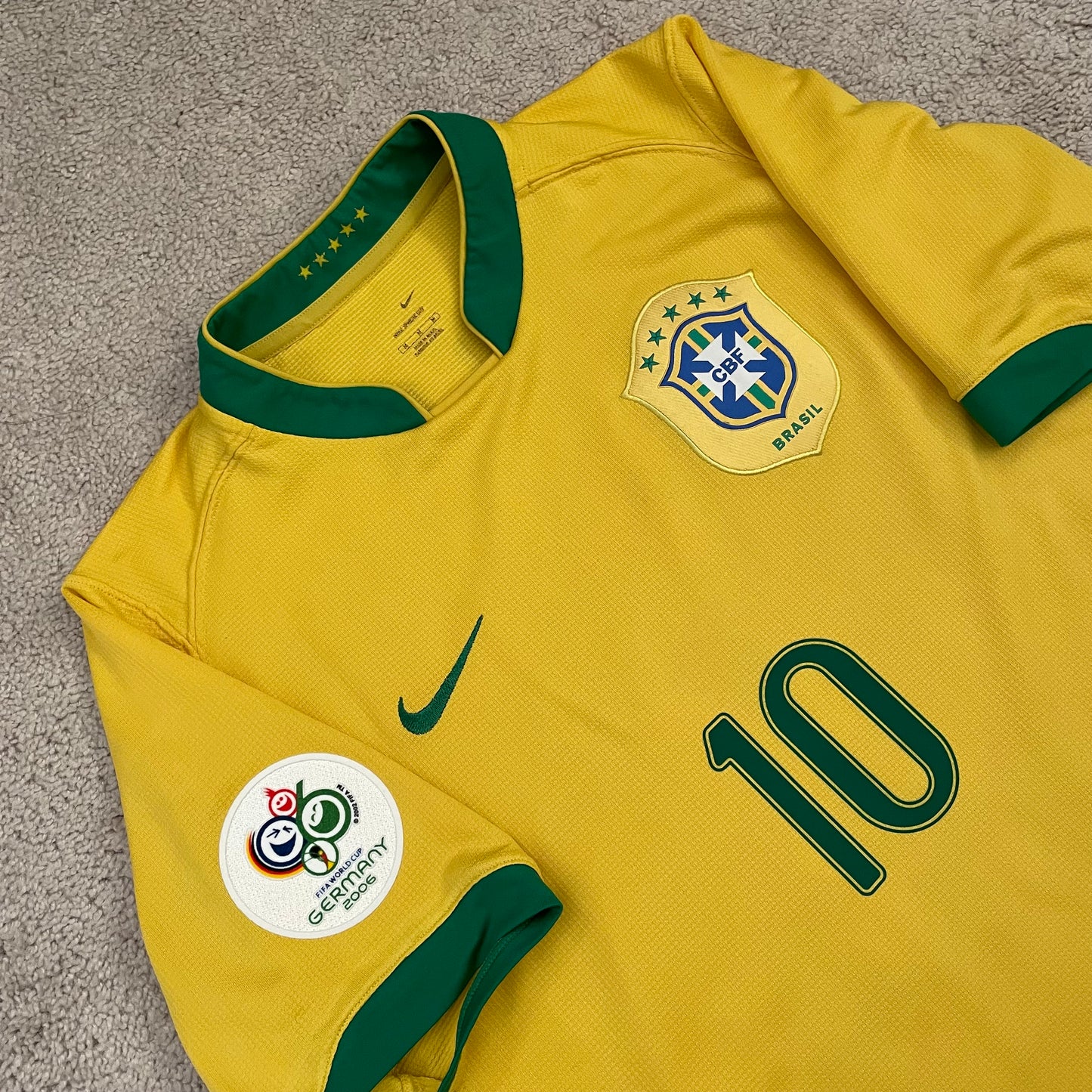 Brazil 2006 World Cup home x Ronaldinho #10 (M)
