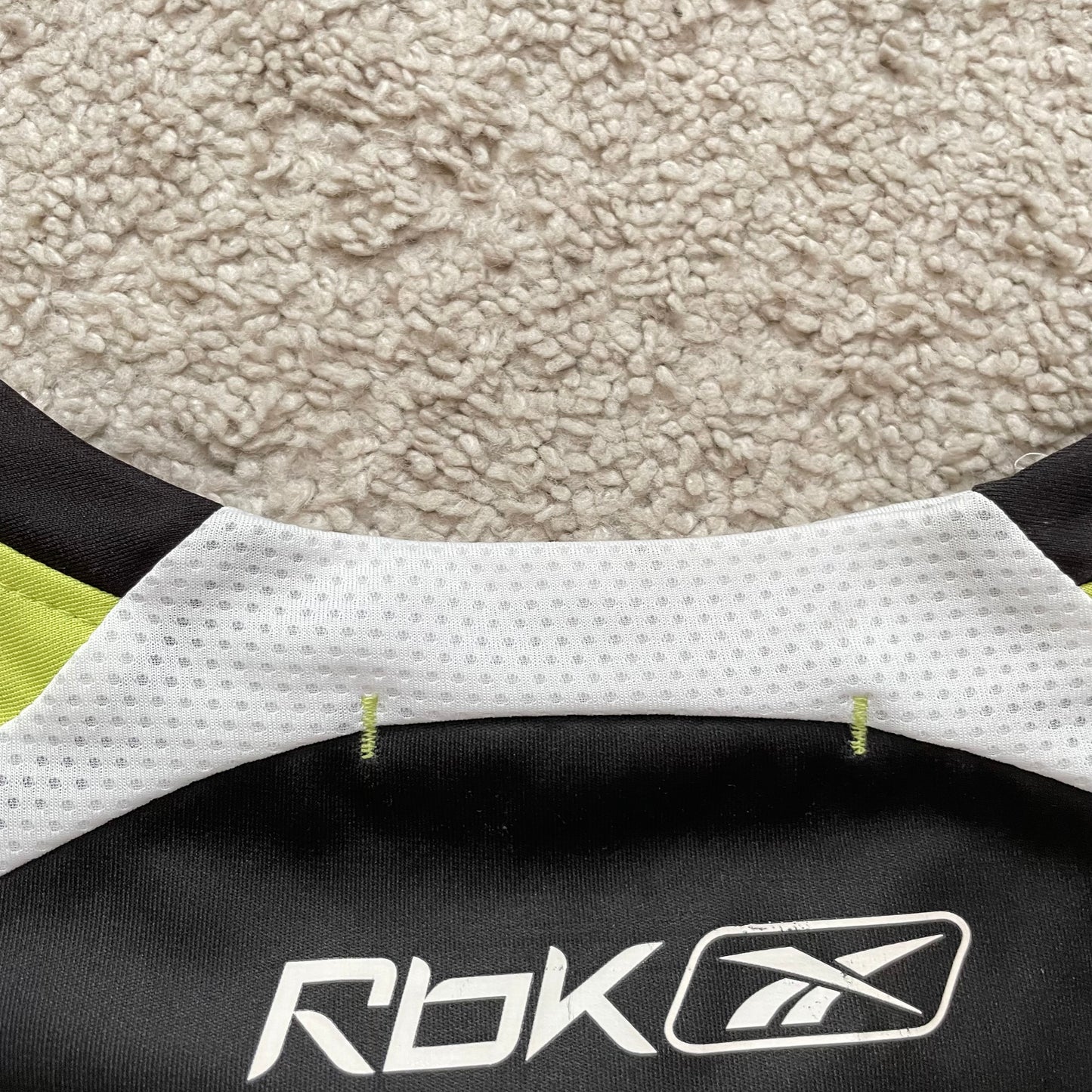 Chivas de Guadalajara 2008/09 away x Chicharito Hernandez #14 (L)