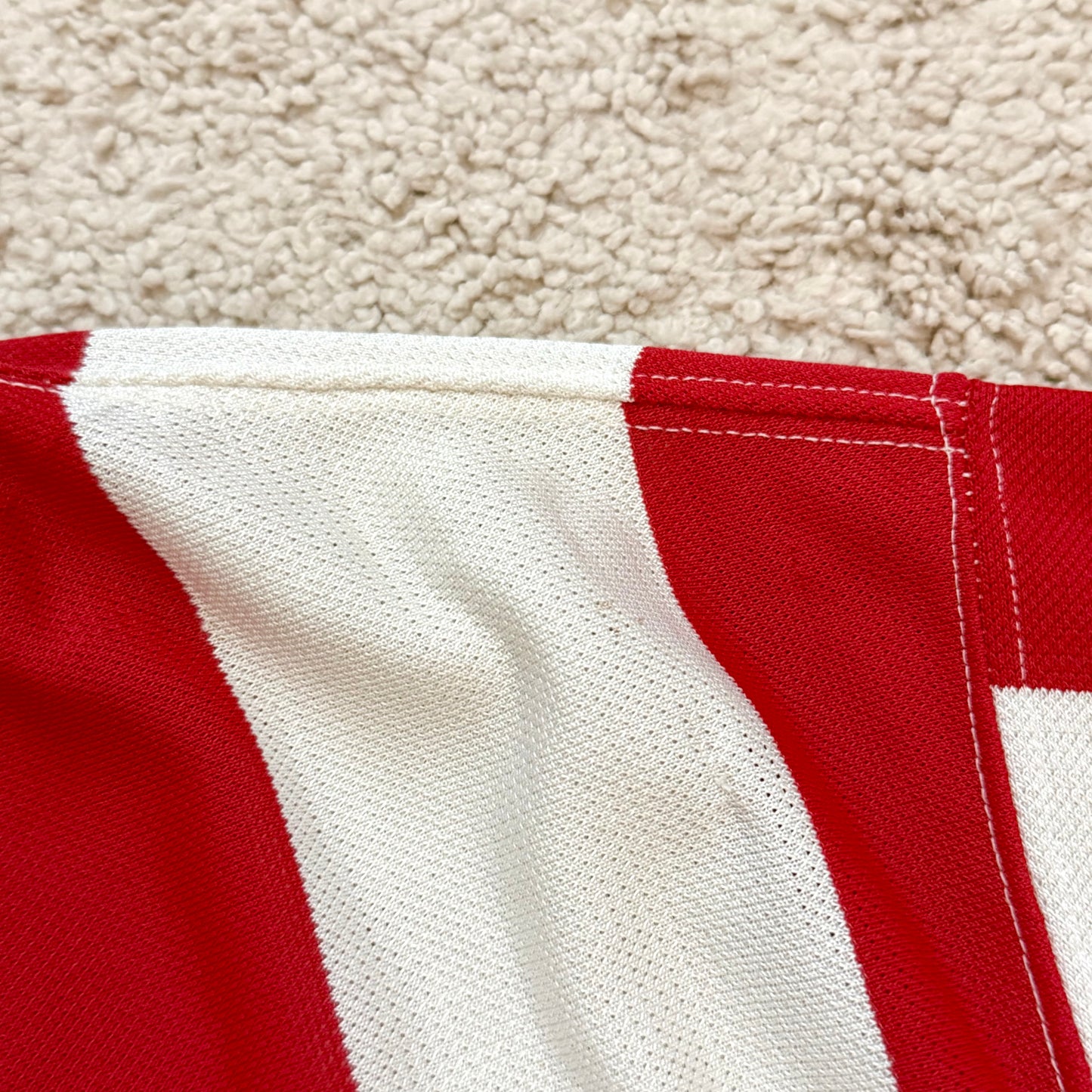 Chivas de Guadalajara 1997 home (L, runs big)