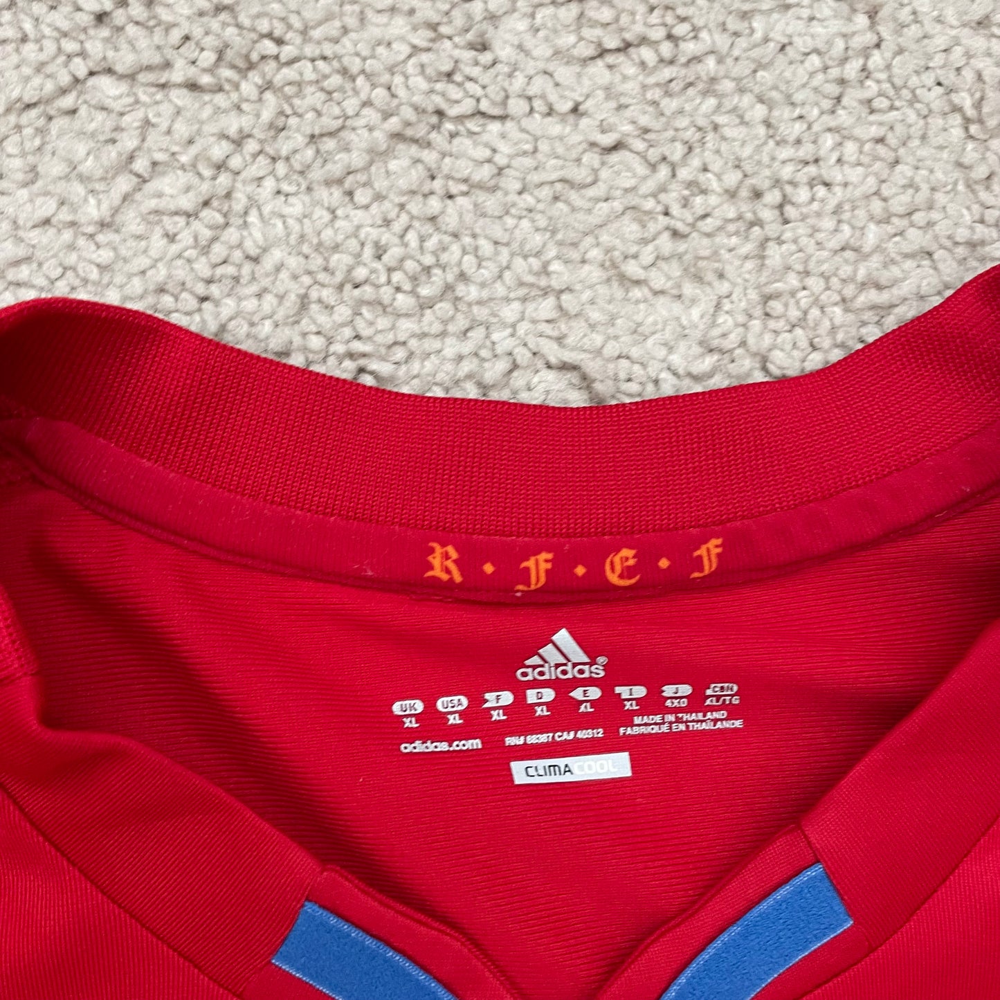 Spain 2010 World Cup home x Andres Iniesta #6 (XL)