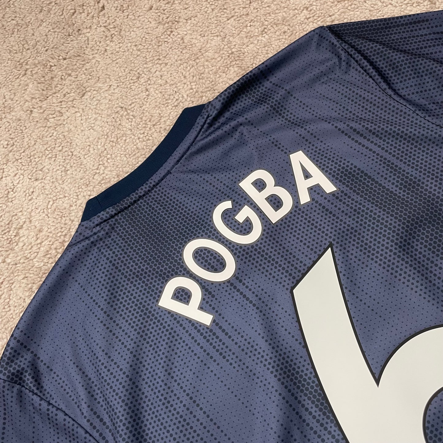 Manchester United 2018/19 third x Paul Pogba #6 (S)