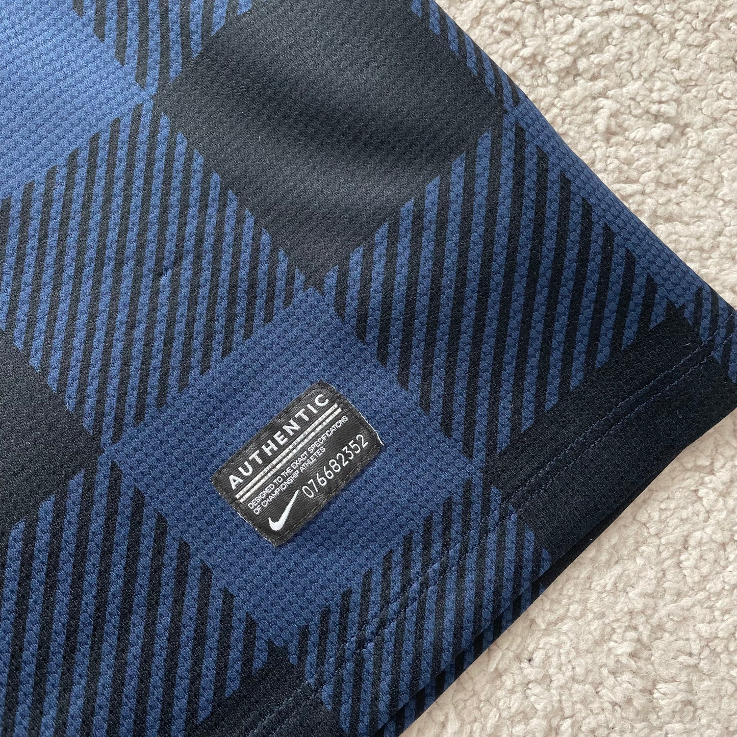 Manchester United 2013/14 away x Chicharito Hernandez (L)