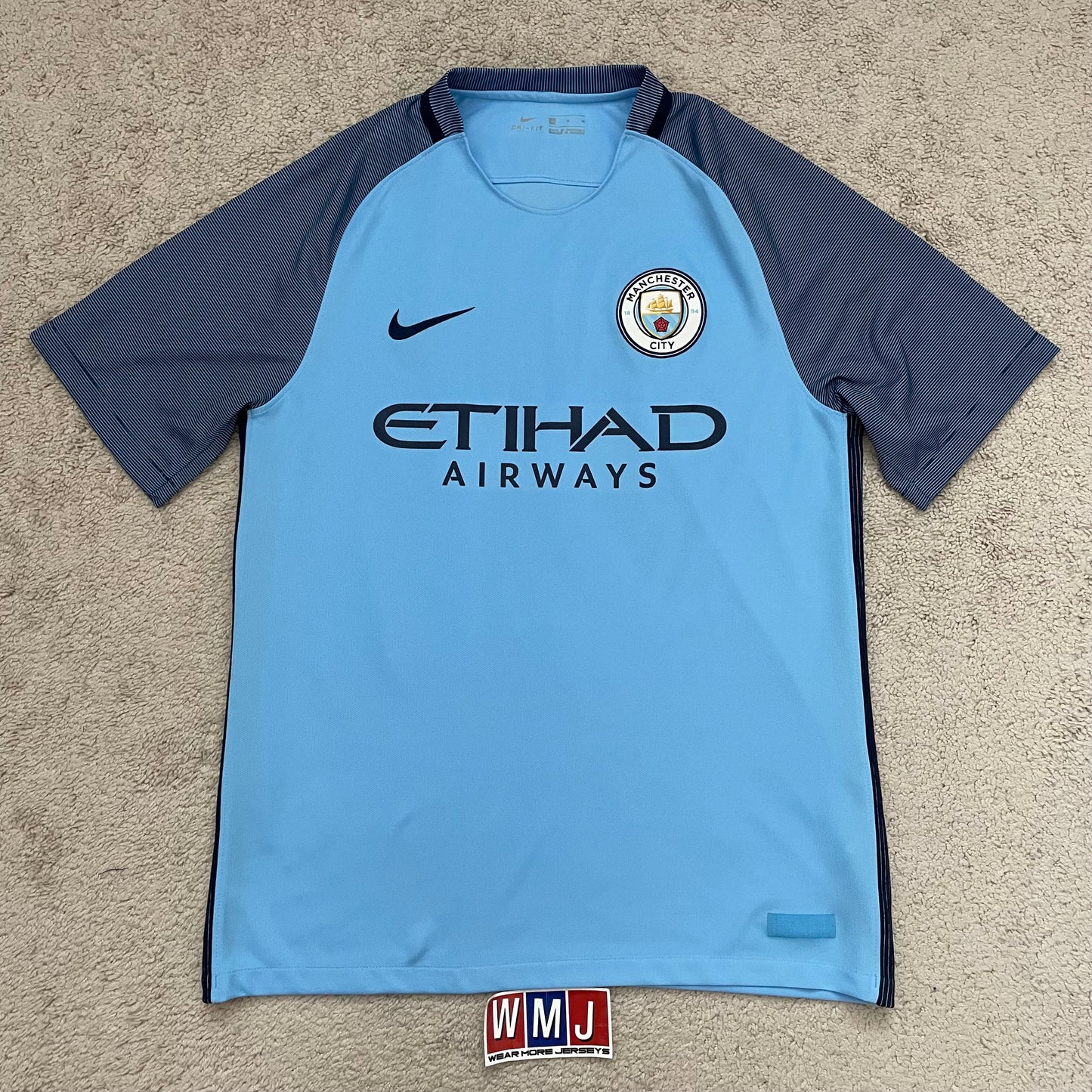 Manchester City 2016/17 home x David Silva #21 (M)