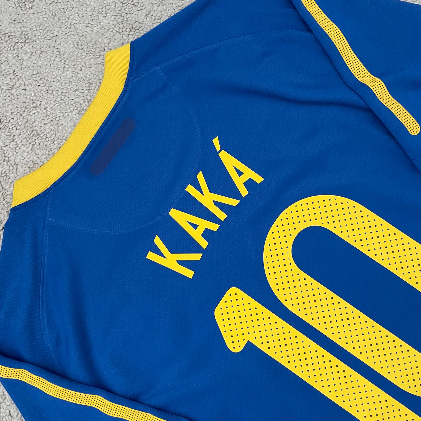 Brazil 2010 World Cup away x Kaká #10 (XL)