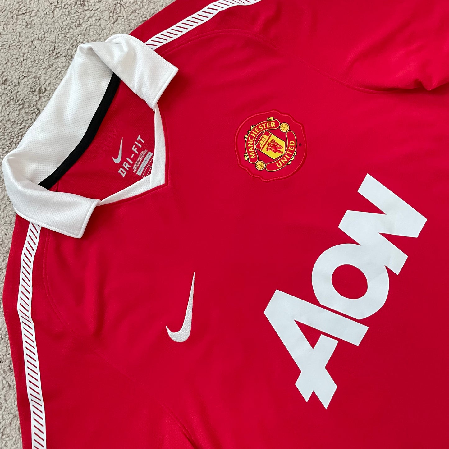 Manchester United 2010/11 home x Chicharito #14 (M)