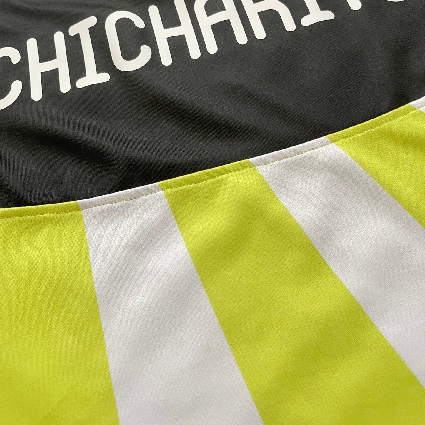 Chivas de Guadalajara 2008/09 away x Chicharito Hernandez #14 (L)