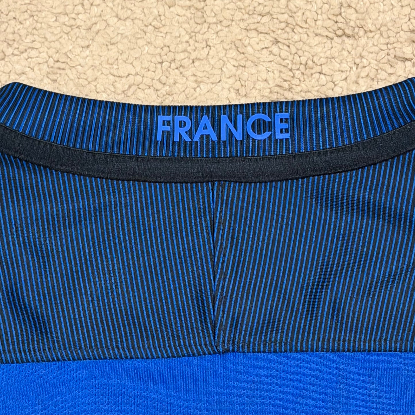 France 2016/17 home x Kylian Mbappé #12 (M)