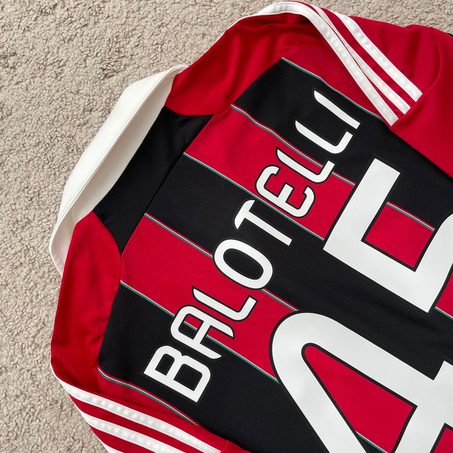 AC Milan 2012/13 home x Mario Balotelli #45 (L)