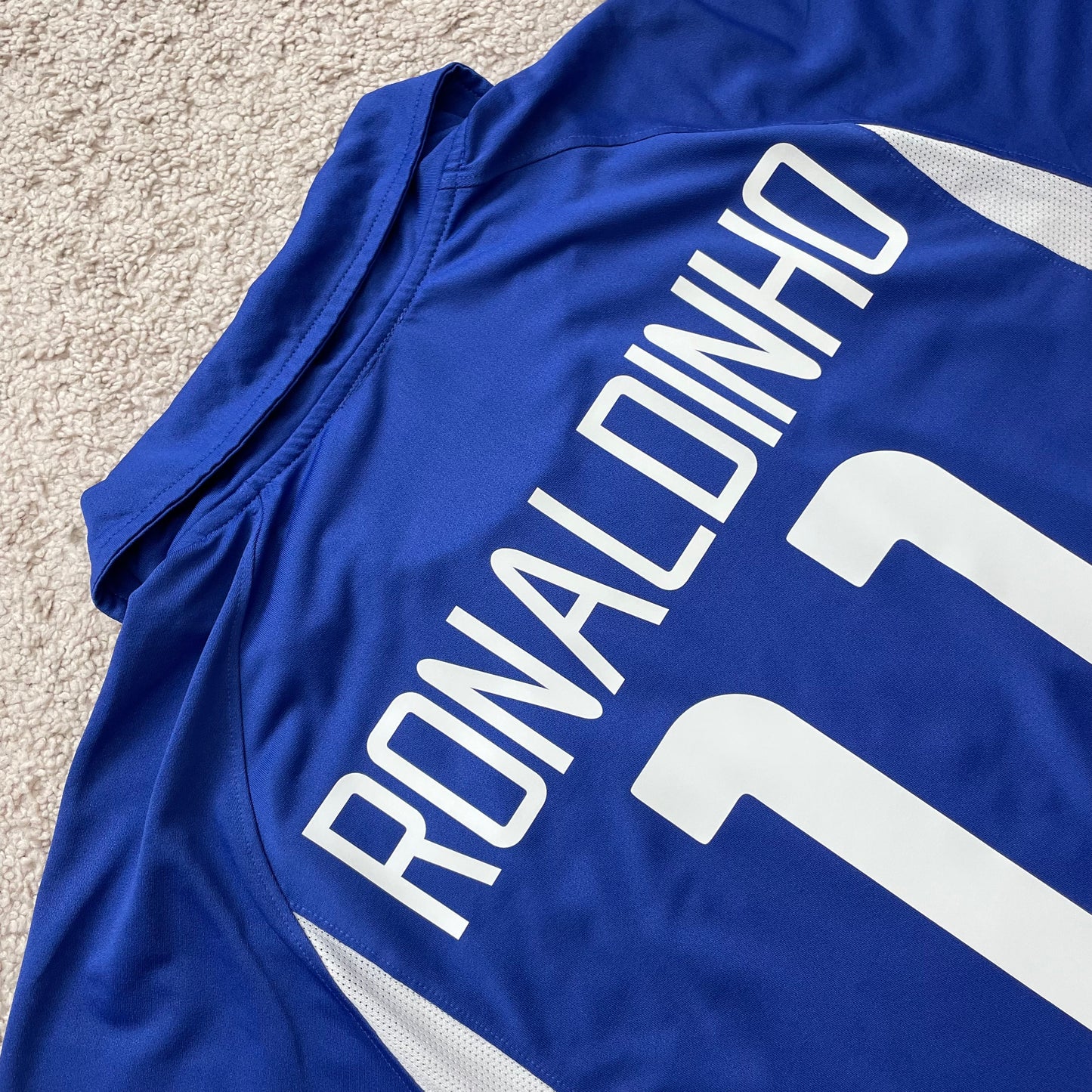 Brazil 2002 World Cup away x Ronaldinho #11 (L)