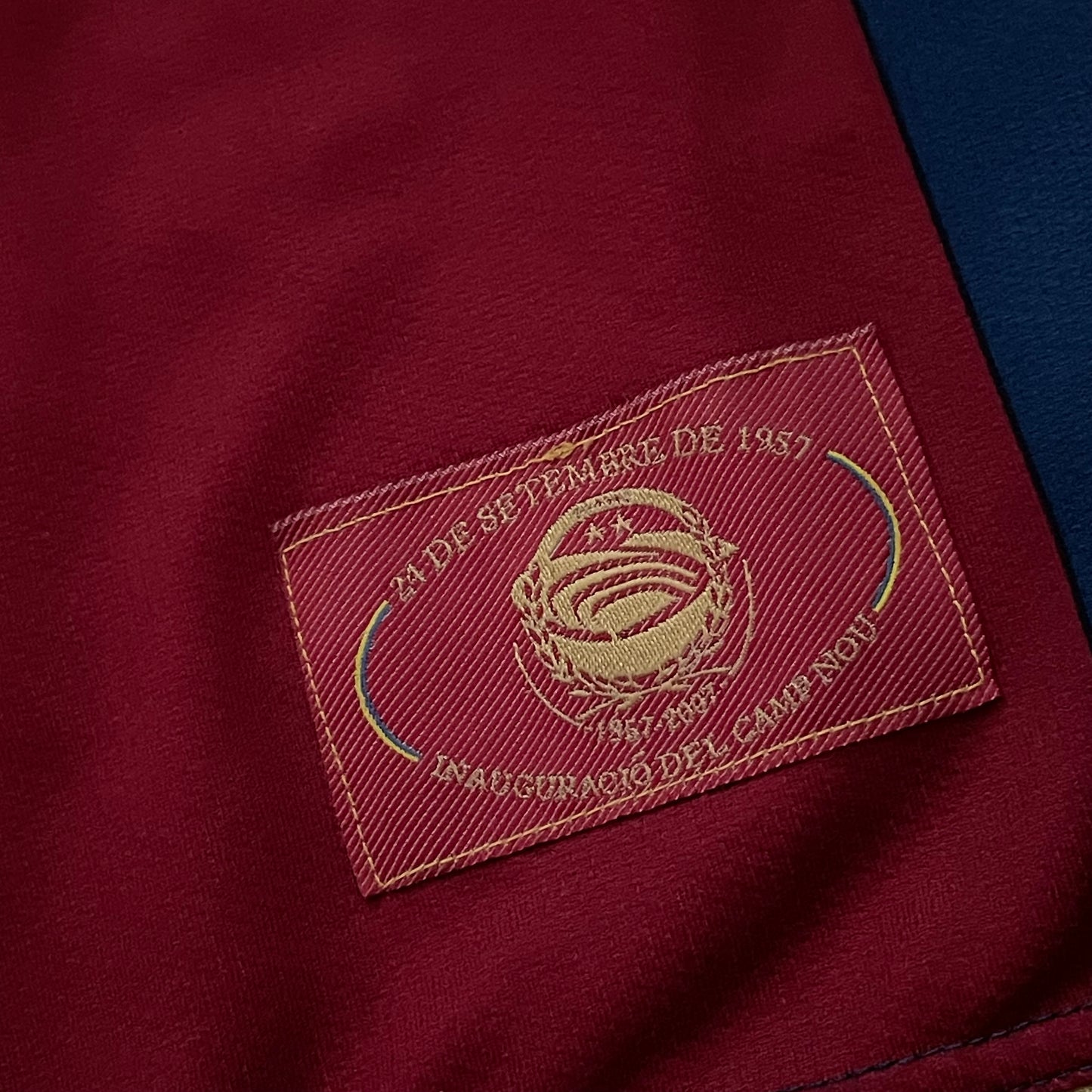 Barcelona 2007/08 home x Ronaldinho #10 (L)