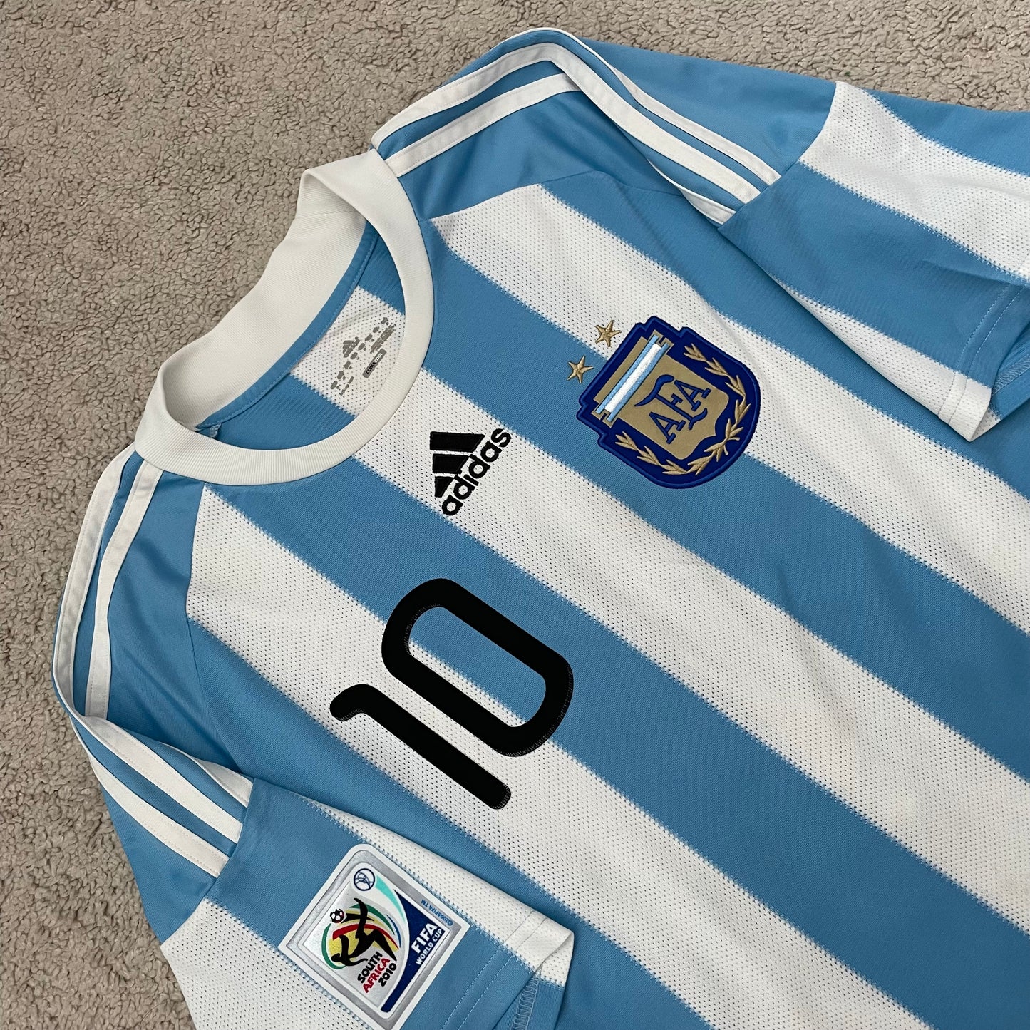 Argentina 2010 World Cup home x Messi #10 (M)