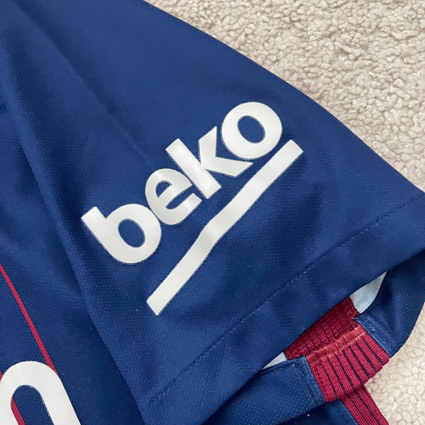 Barcelona 2017/18 home x Andres Iniesta INFINITO SPECIAL EDITION (M)