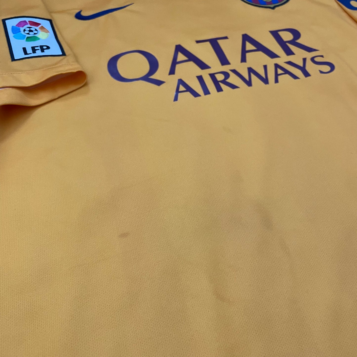 Barcelona 2015/16 away x Messi #10 (L)