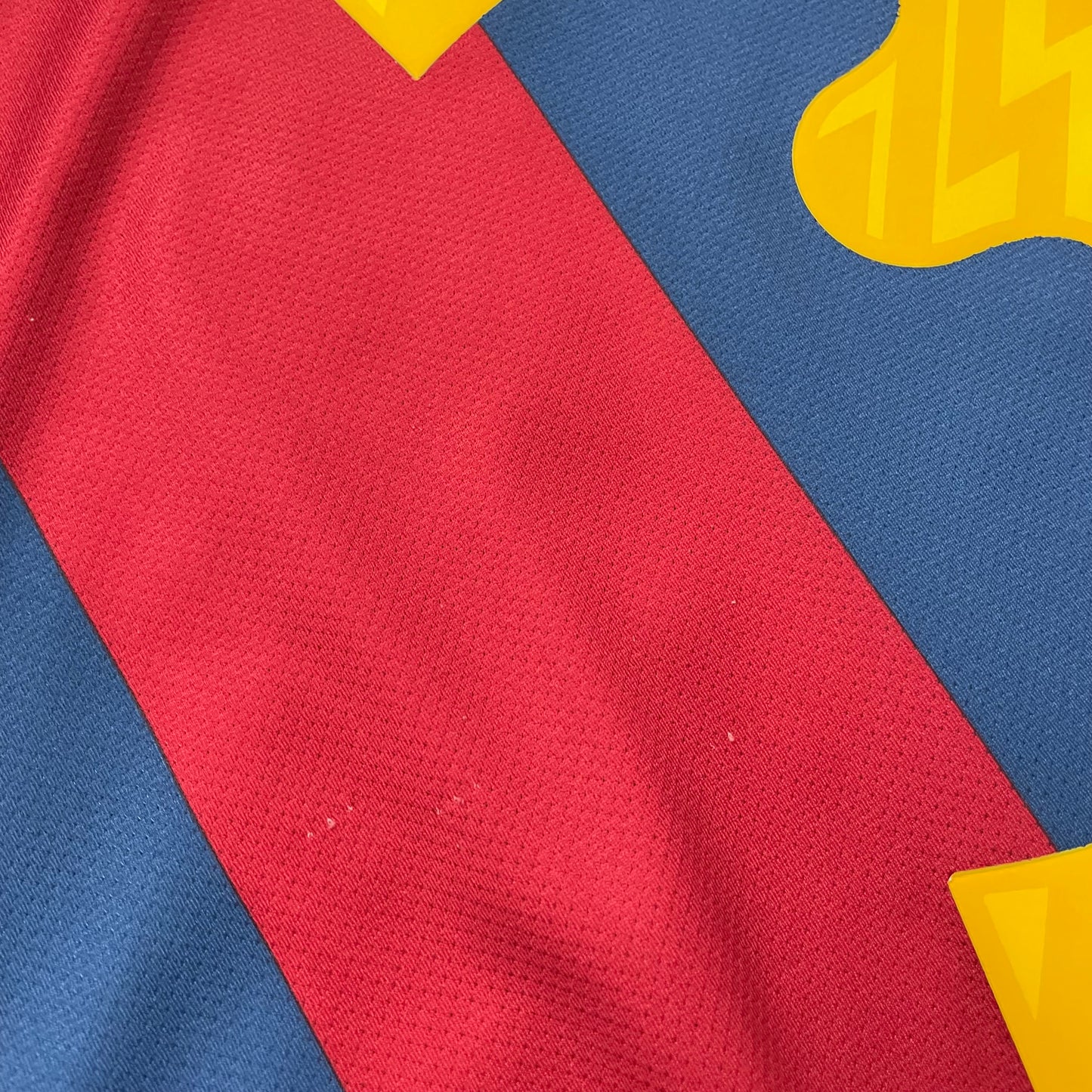 Barcelona 2010/11 home x Gerard Piqué #3 (M)