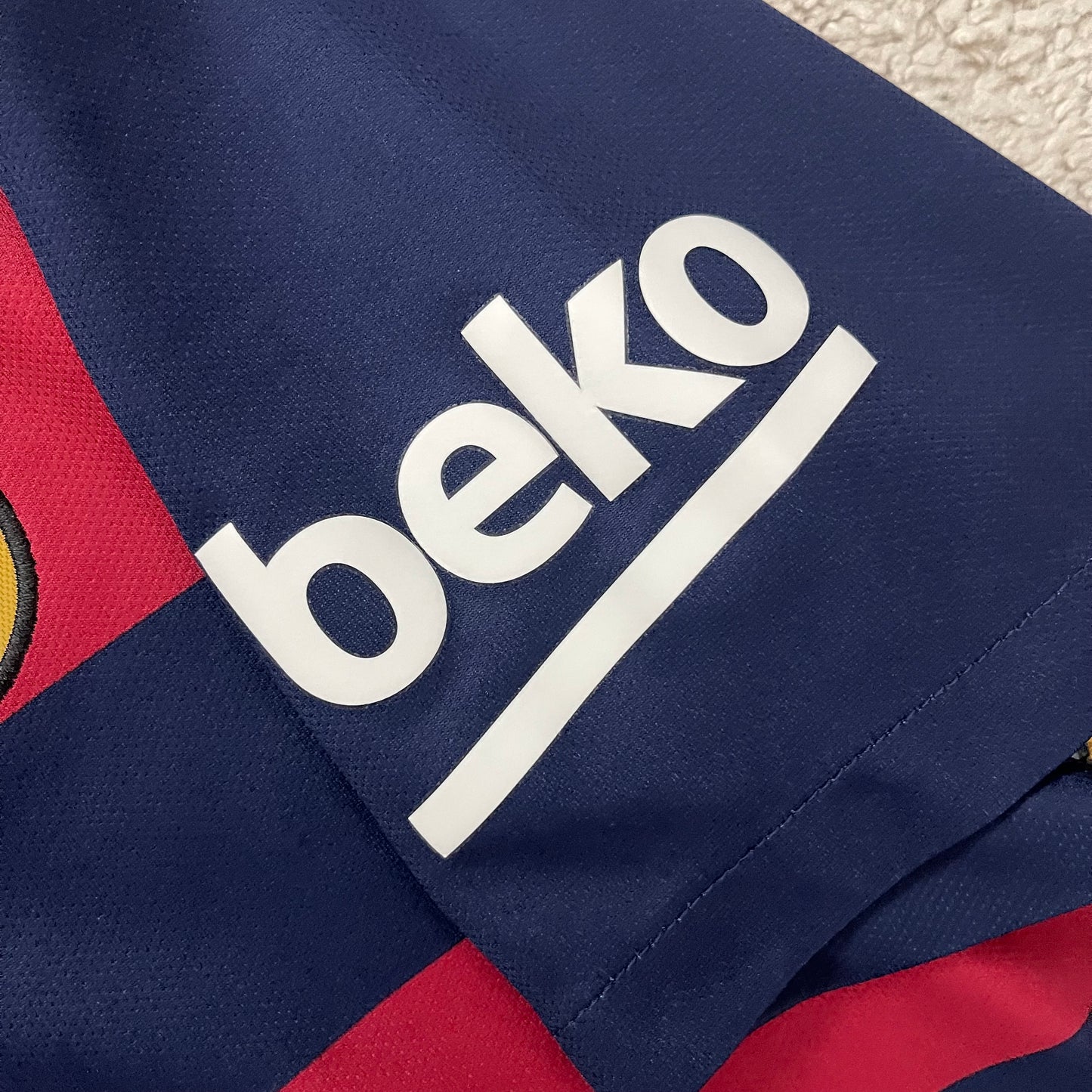 Barcelona 2015/16 home x Luis Suarez #9 (L)