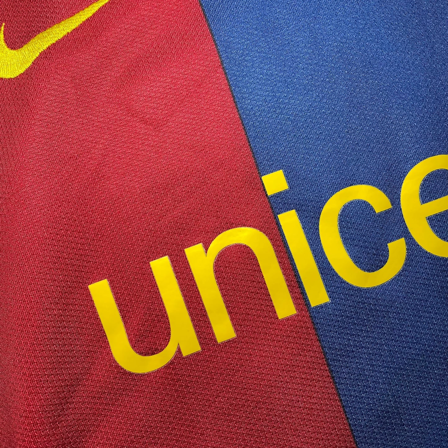 Barcelona 2007/08 home x Ronaldinho #10 (L)