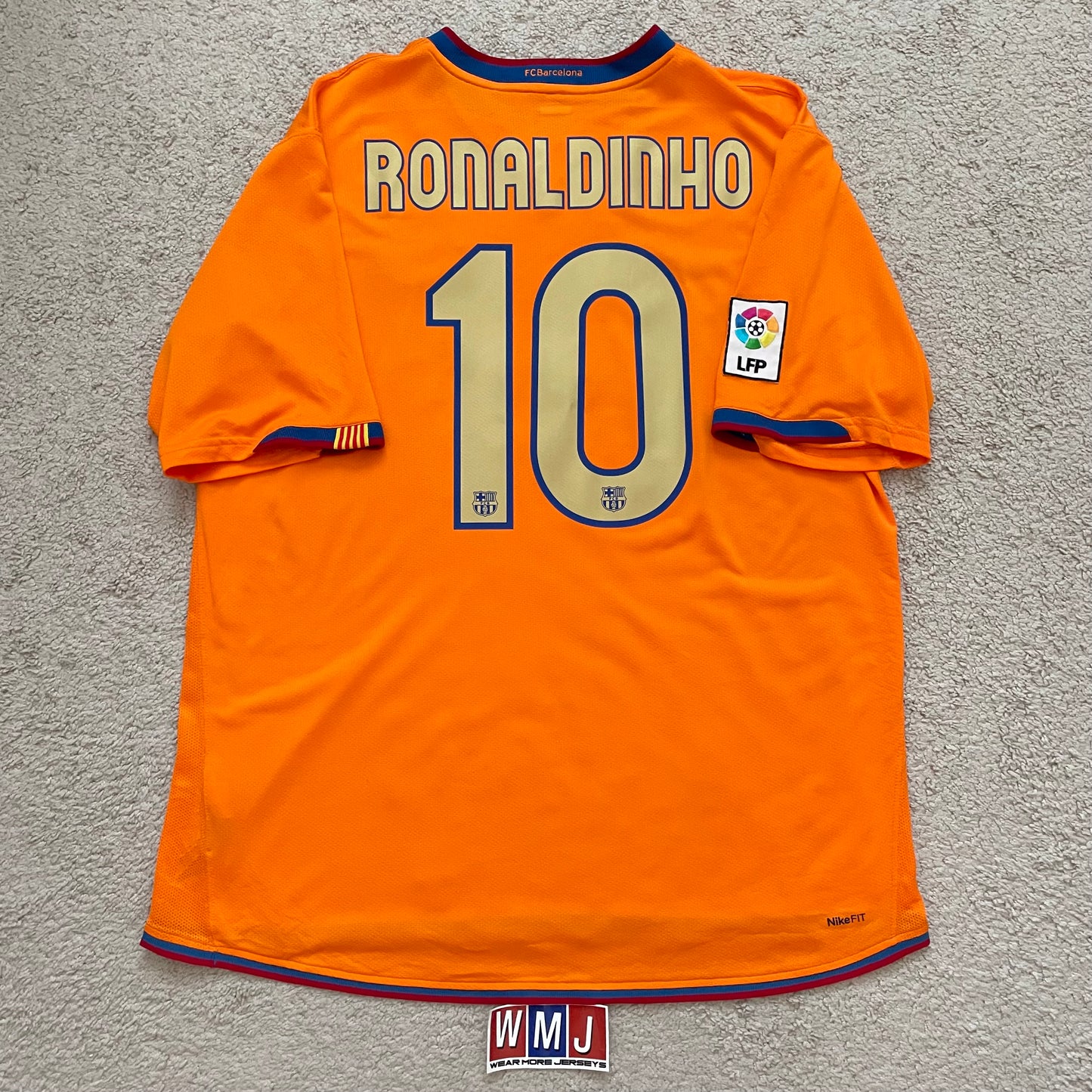Barcelona 2006/07 away x Ronaldinho #10 (XL)