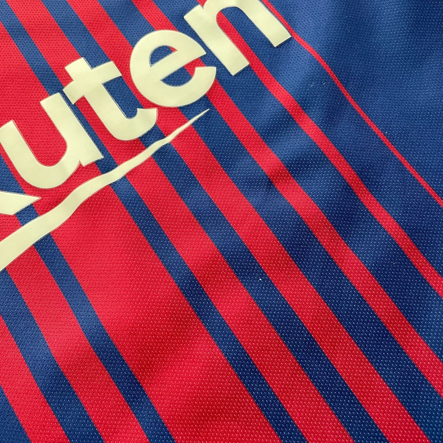Barcelona 2017/18 home x Andres Iniesta INFINITO SPECIAL EDITION (M)