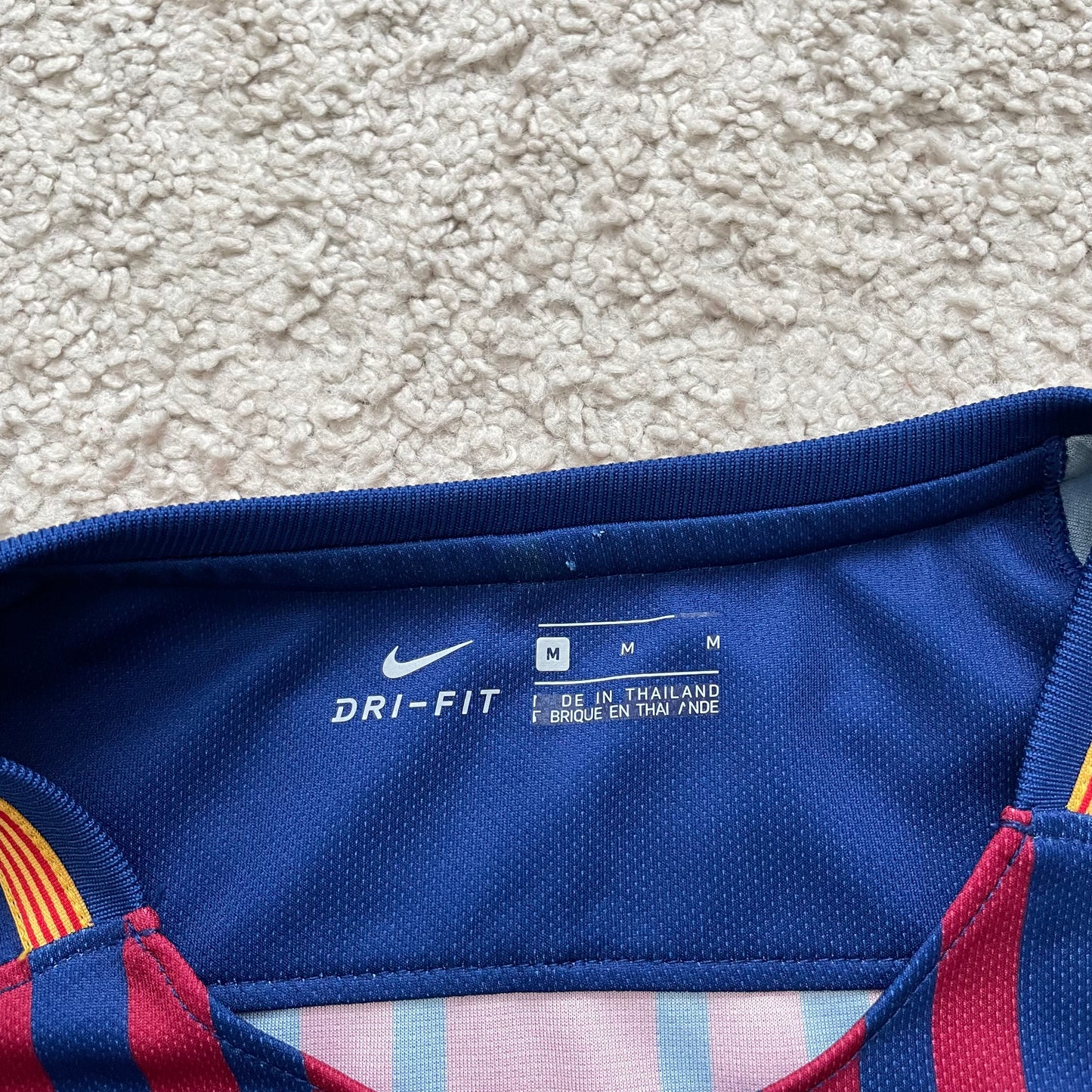 Barcelona 2017/18 home x Andres Iniesta INFINITO SPECIAL EDITION (M)