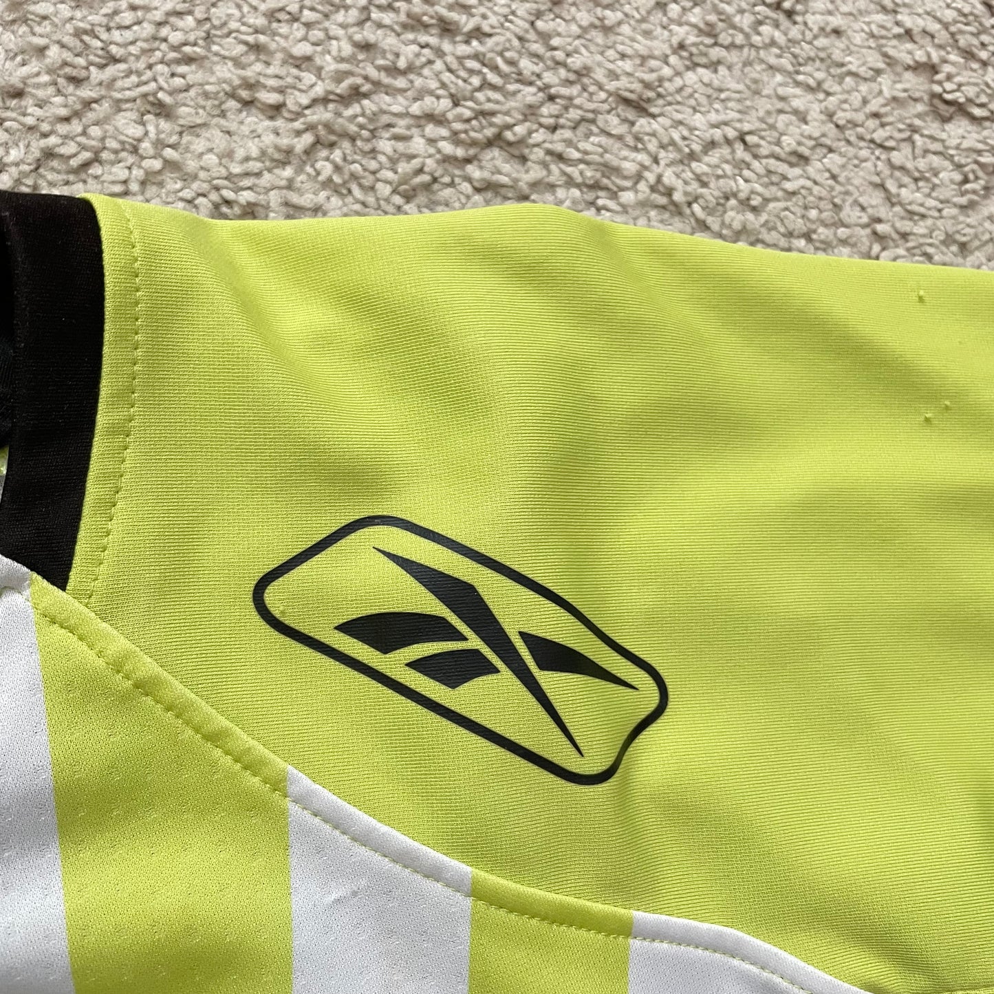 Chivas de Guadalajara 2008/09 away x Chicharito Hernandez #14 (L)