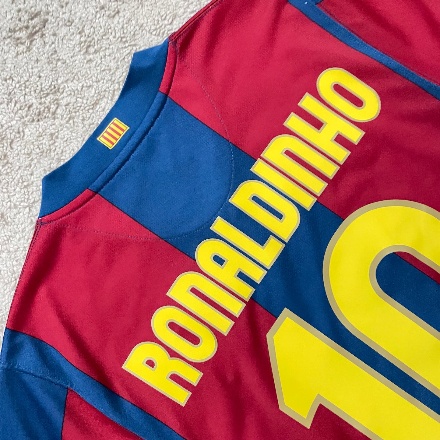 Barcelona 2007/08 home x Ronaldinho #10 (M)