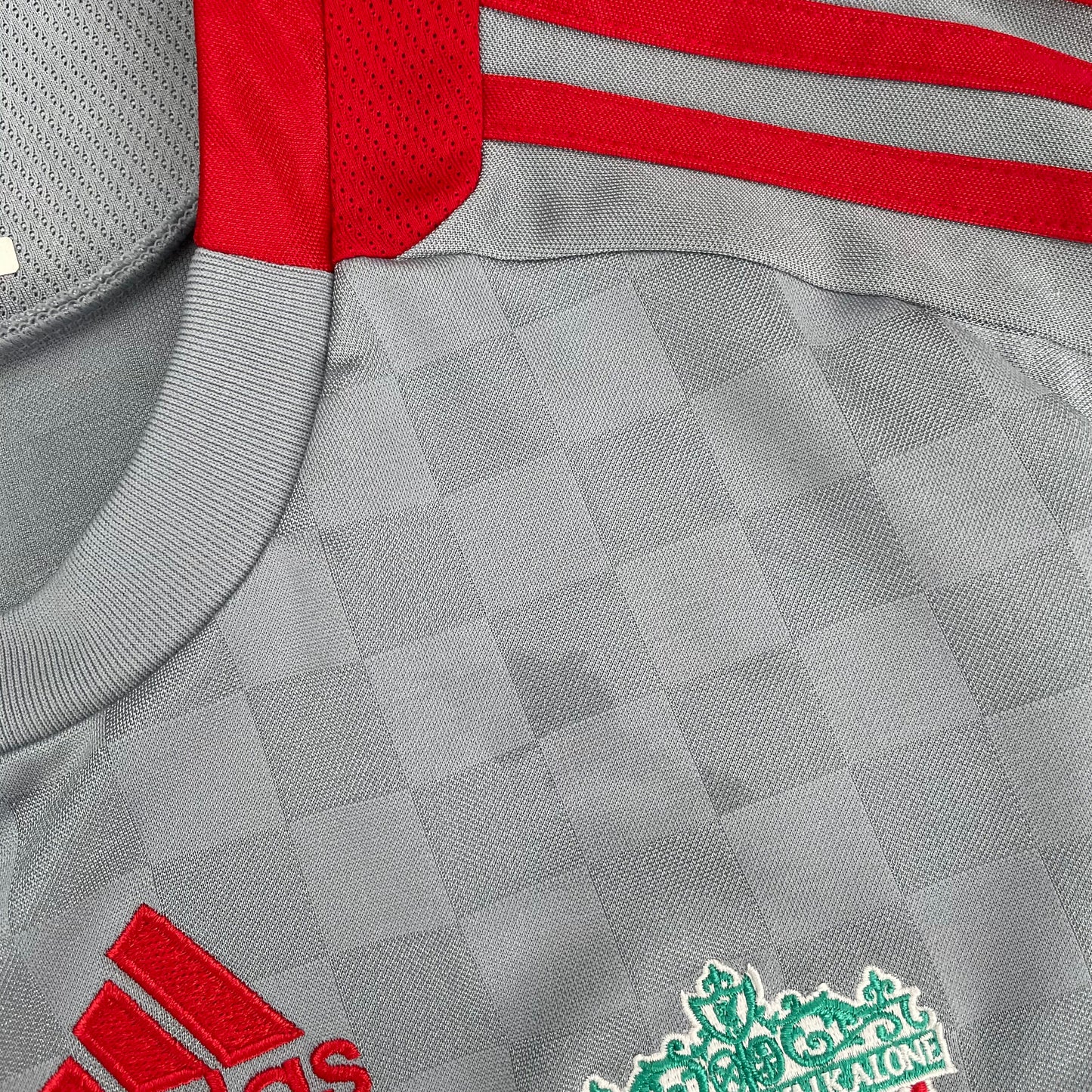 Liverpool 2008/09 away x Xabi Alonso #14 (S)