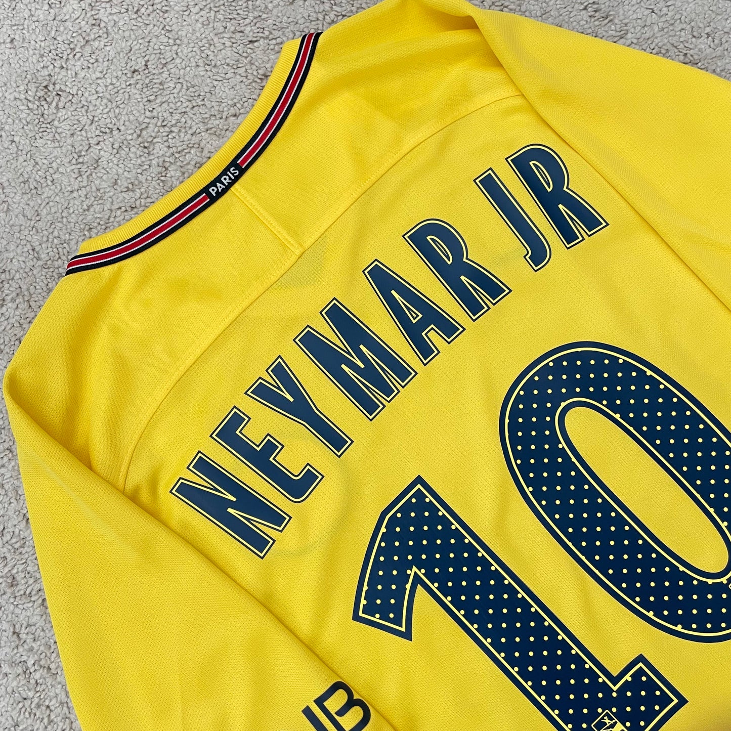 PSG 2017/18 away x Neymar Jr #10 (L) *BRAND NEW WITH TAGS