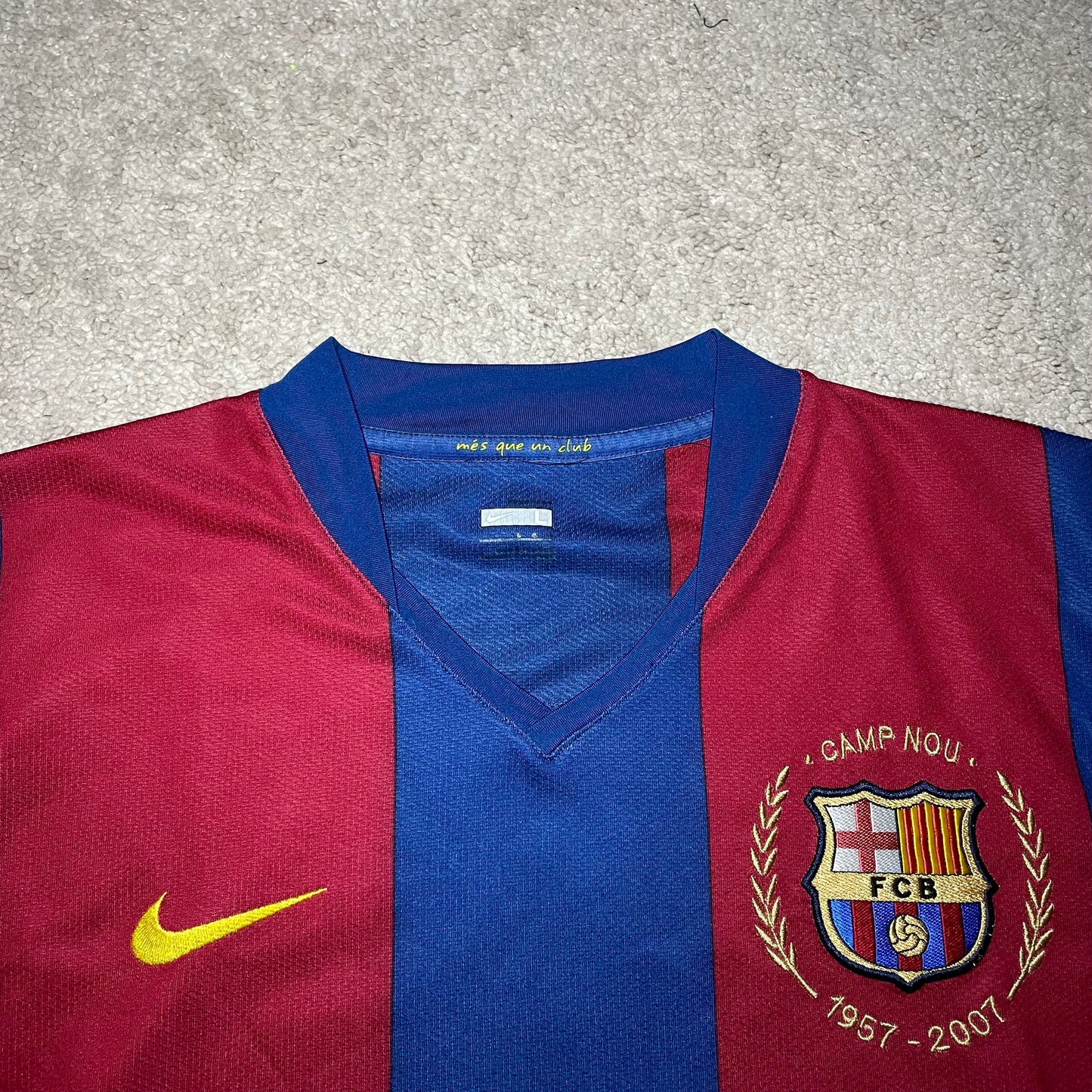 Barcelona 2007/08 home x Ronaldinho #10 (L)