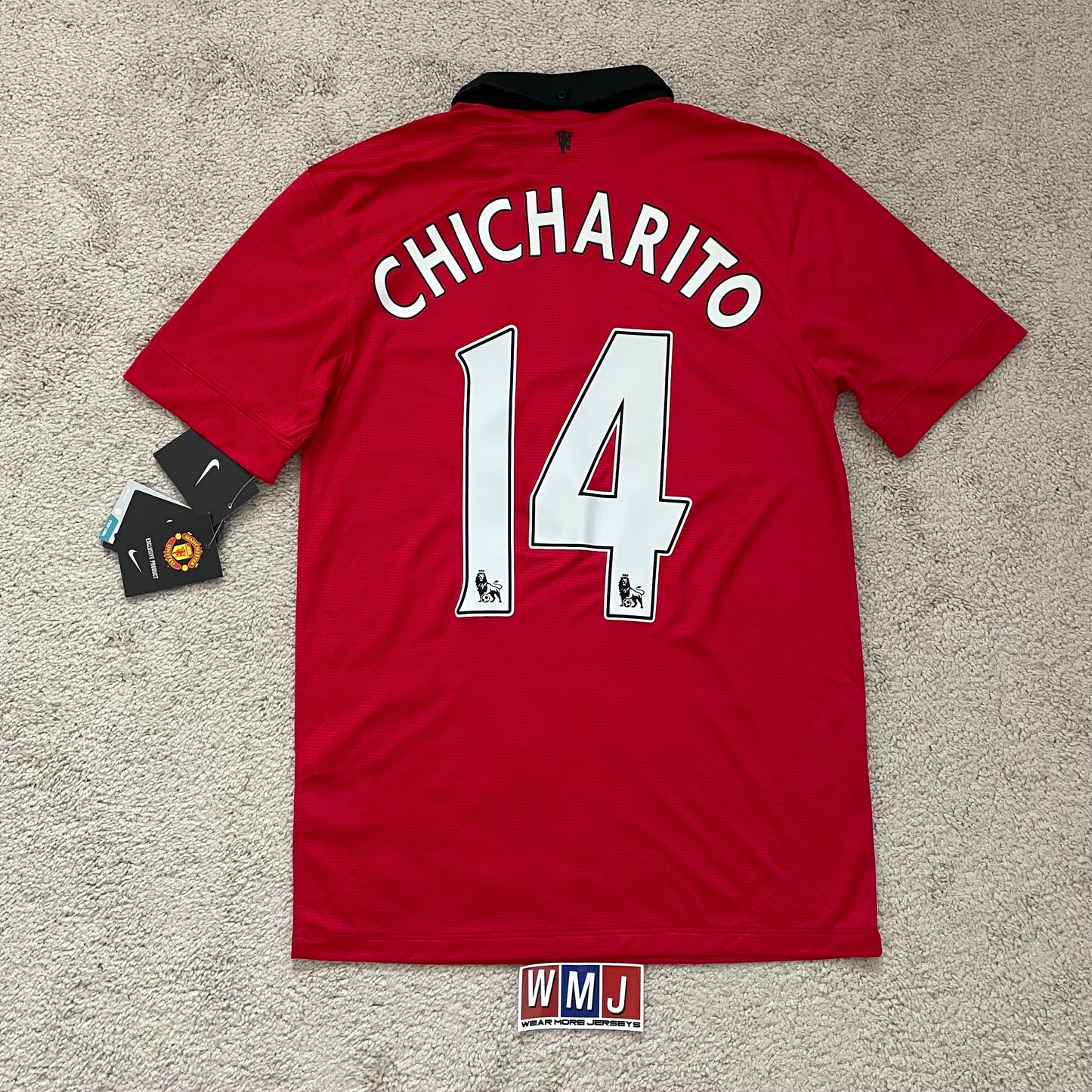 Manchester United 2013/14 home x Chicharito Hernandez #14 (S) *BRAND NEW WITH TAGS