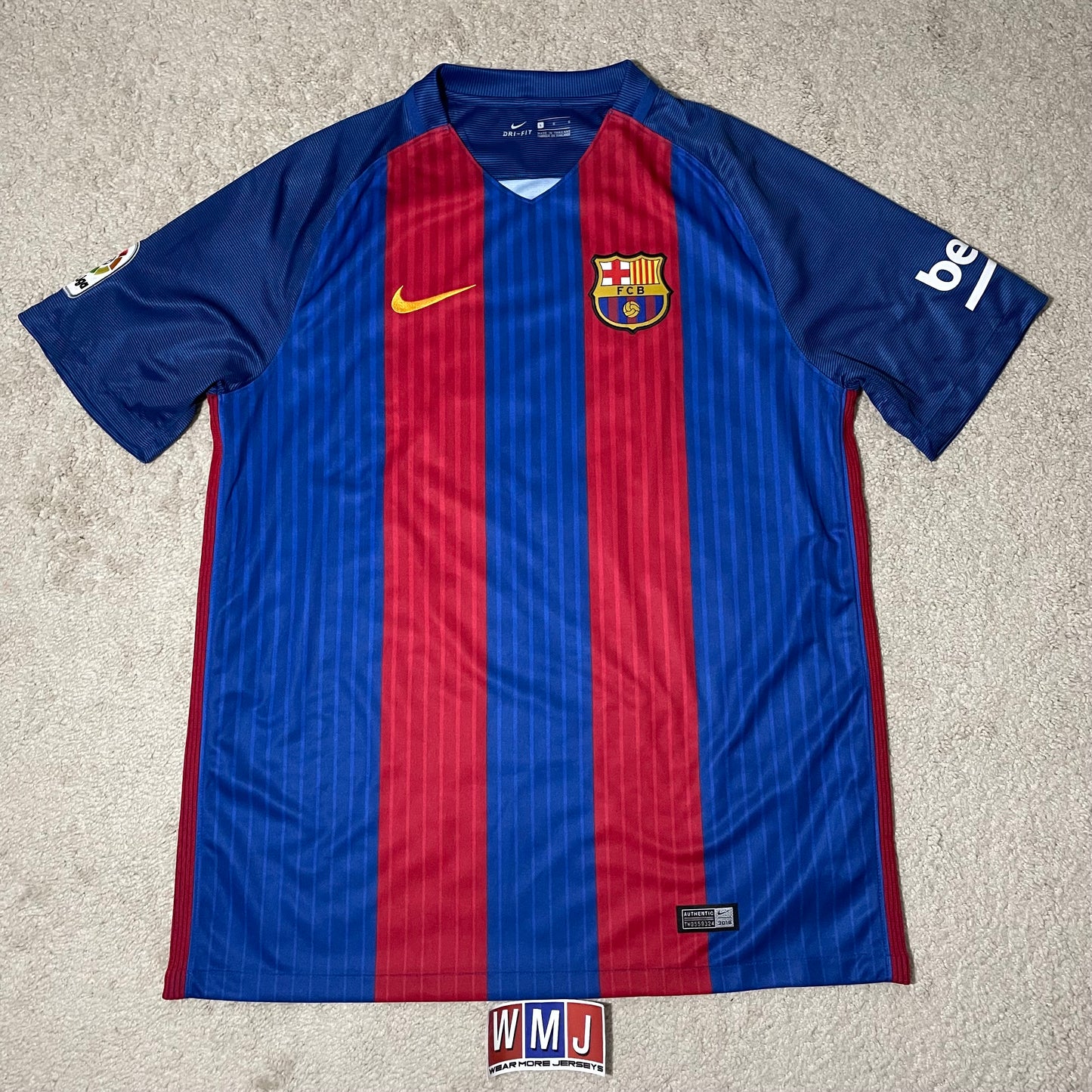 Barcelona 2016/17 home x Neymar Jr #11 (L)