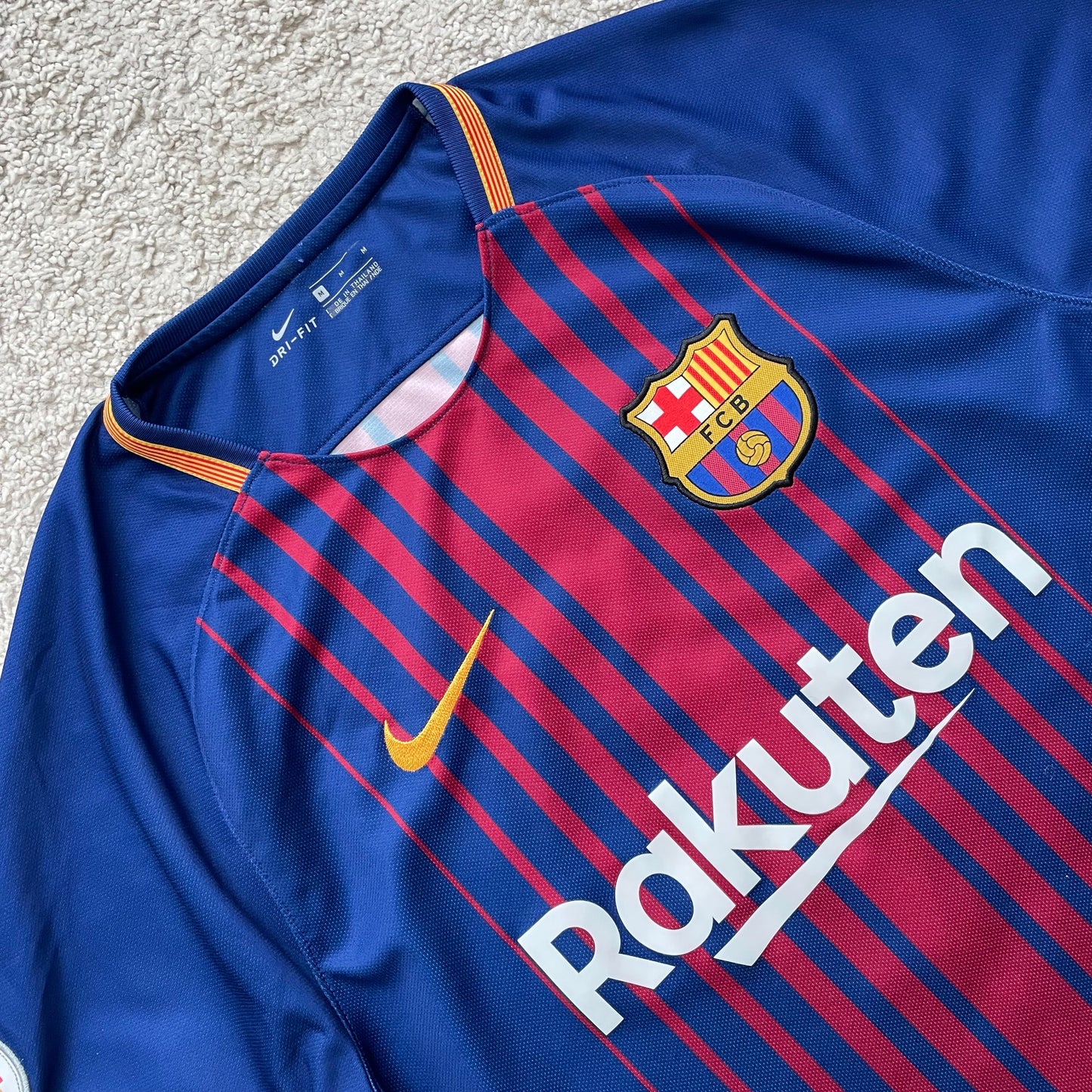 Barcelona 2017/18 home x Andres Iniesta INFINITO SPECIAL EDITION (M)