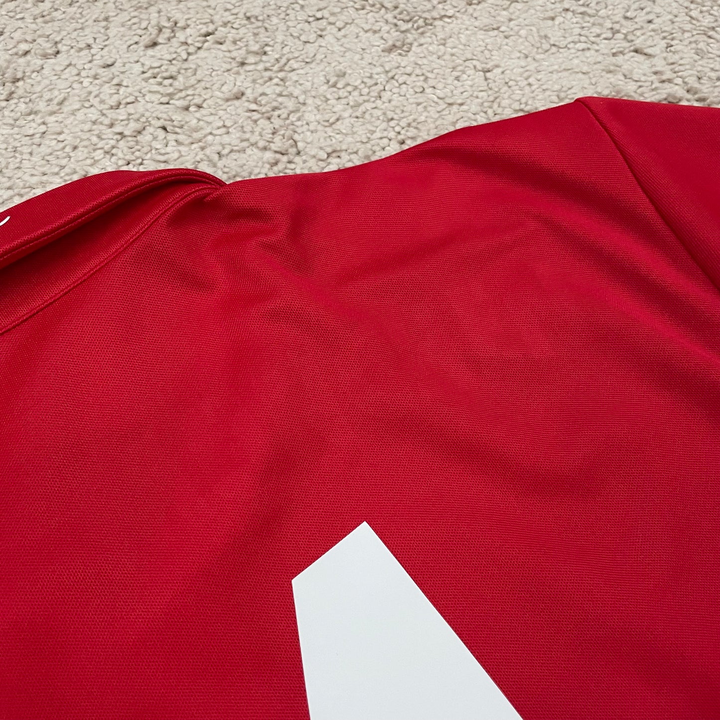 Bayern Munich 2016/17 home x Xabi Alonso #14 (L)