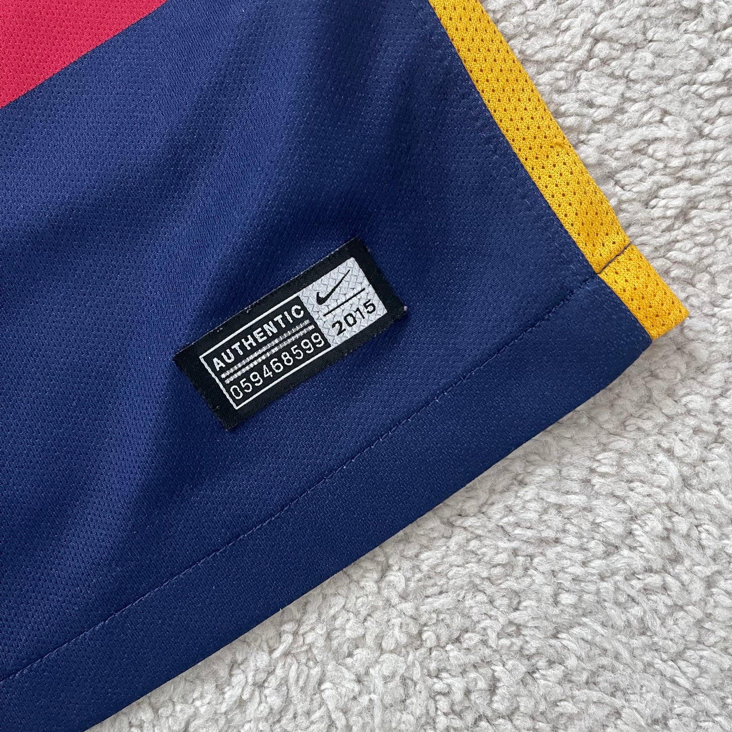 Barcelona 2015/16 home x Luis Suarez #9 (L)