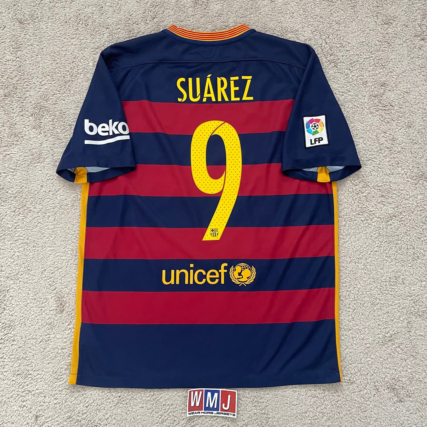 Barcelona 2015/16 home x Luis Suarez #9 (L)