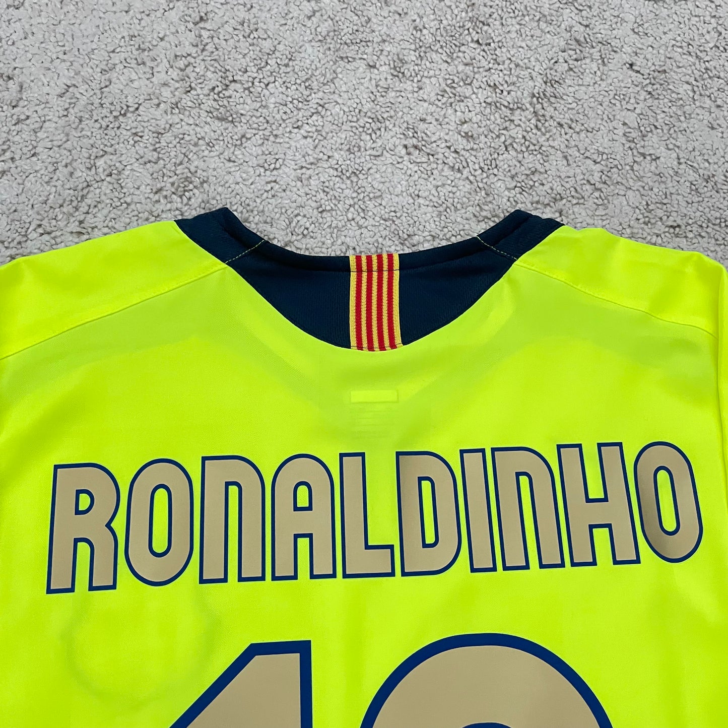 Barcelona 2006/07 third x Ronaldinho #10 (XXL)