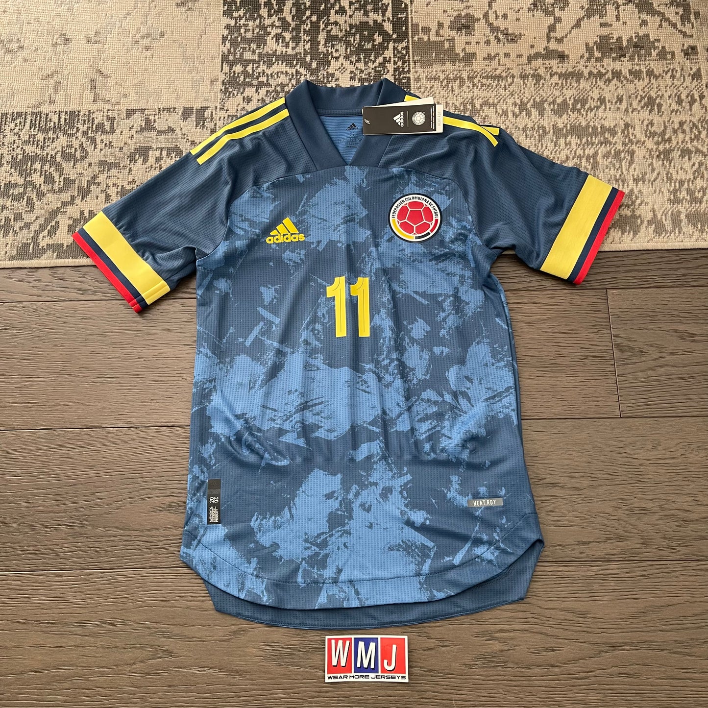 Colombia 2020/21 away player version x Juan Guillermo Cuadrado #11 (S) *Brand new with tags