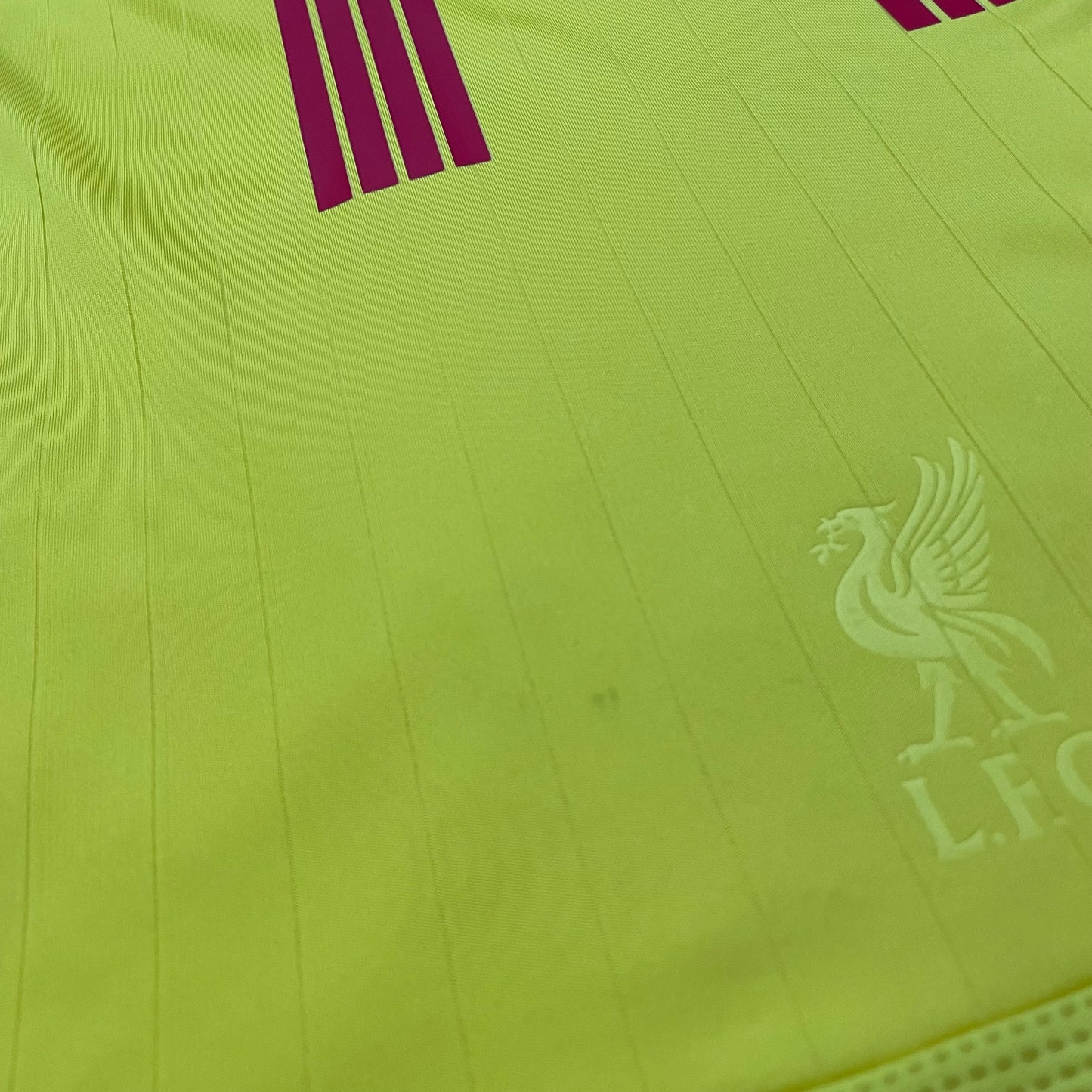 Liverpool 2006/07 away x Xabi Alonso #14 (L)