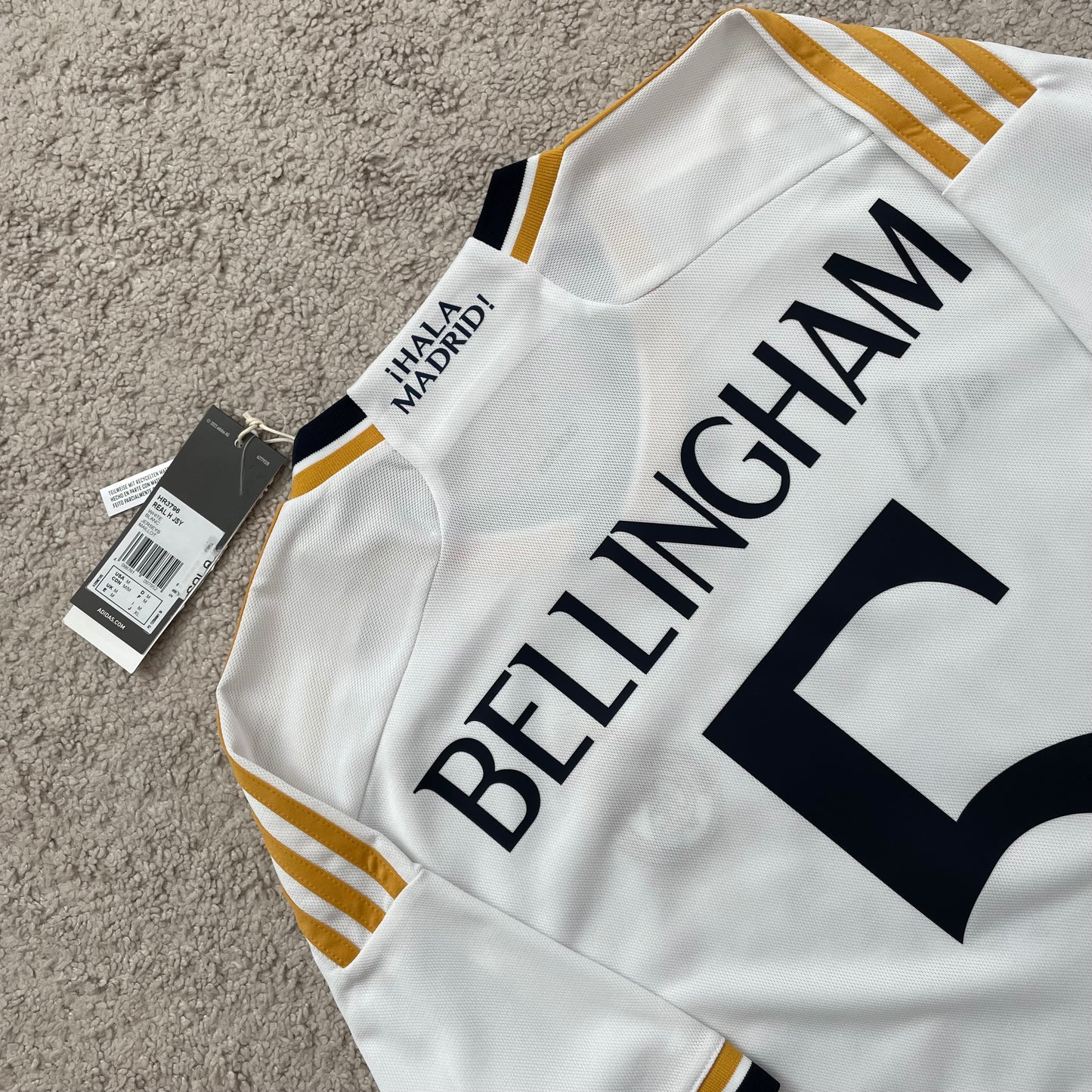 Real Madrid 2023/2024 home x Jude Bellingham #5 (M) *BRAND NEW WITH TAGS