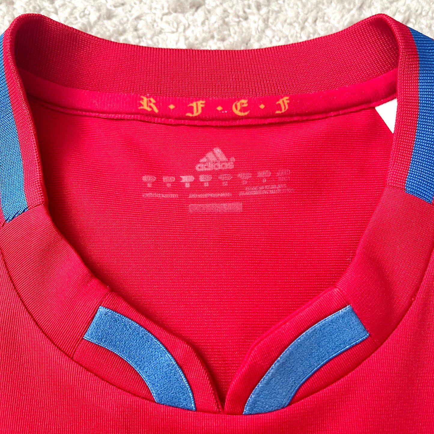 Spain 2010 World Cup home x Andres Iniesta #6 (M)