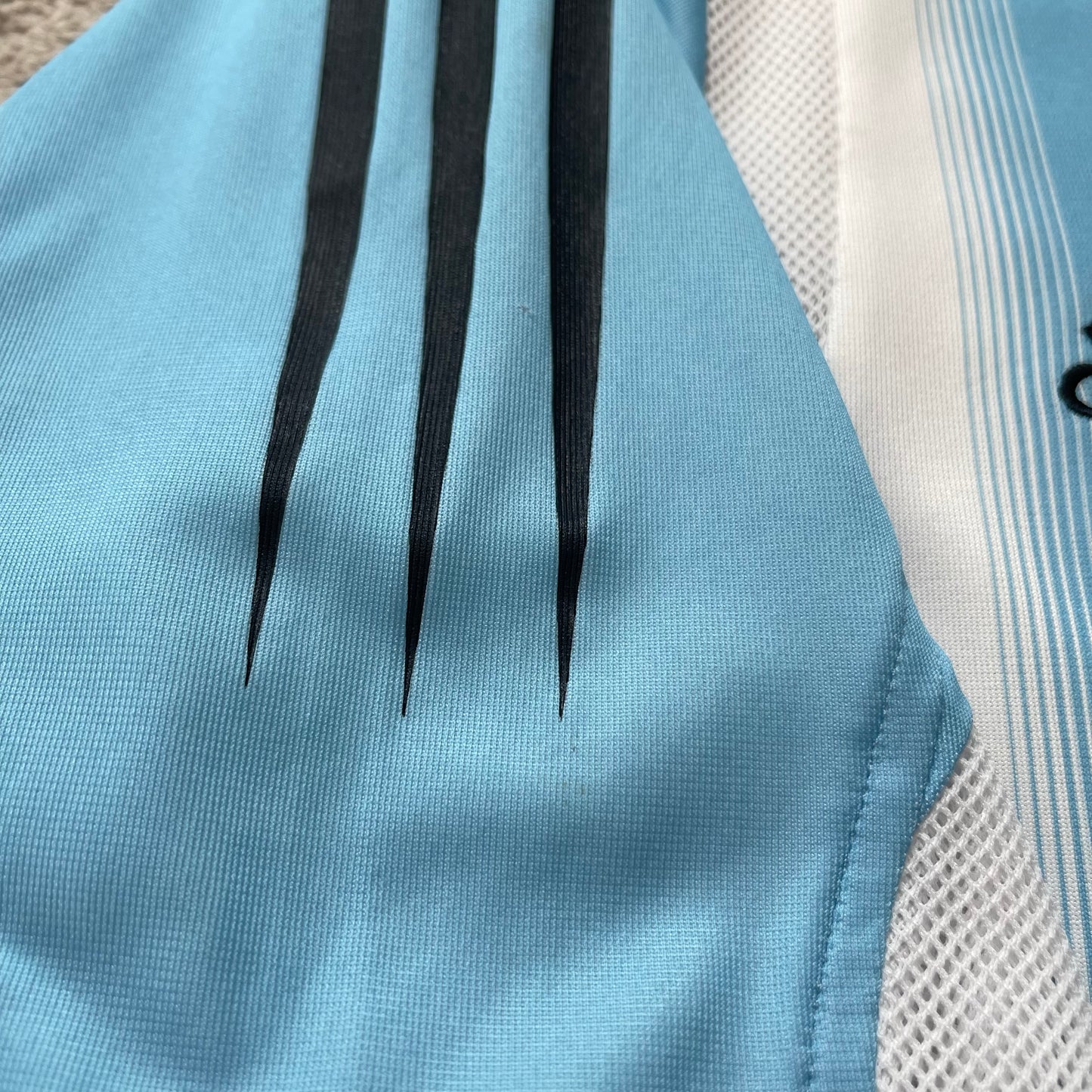 Argentina 2004/05 home x Messi #18 (M)